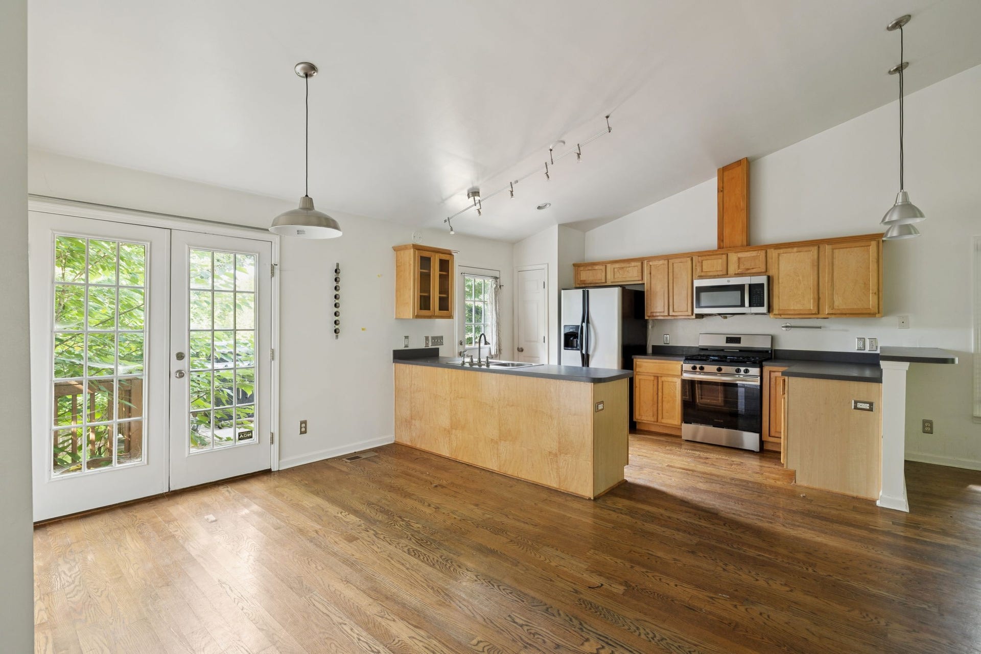 1007 Glenview Dr, Nashville, TN 37206 1007 Glenview Dr, Nashville, TN 37206