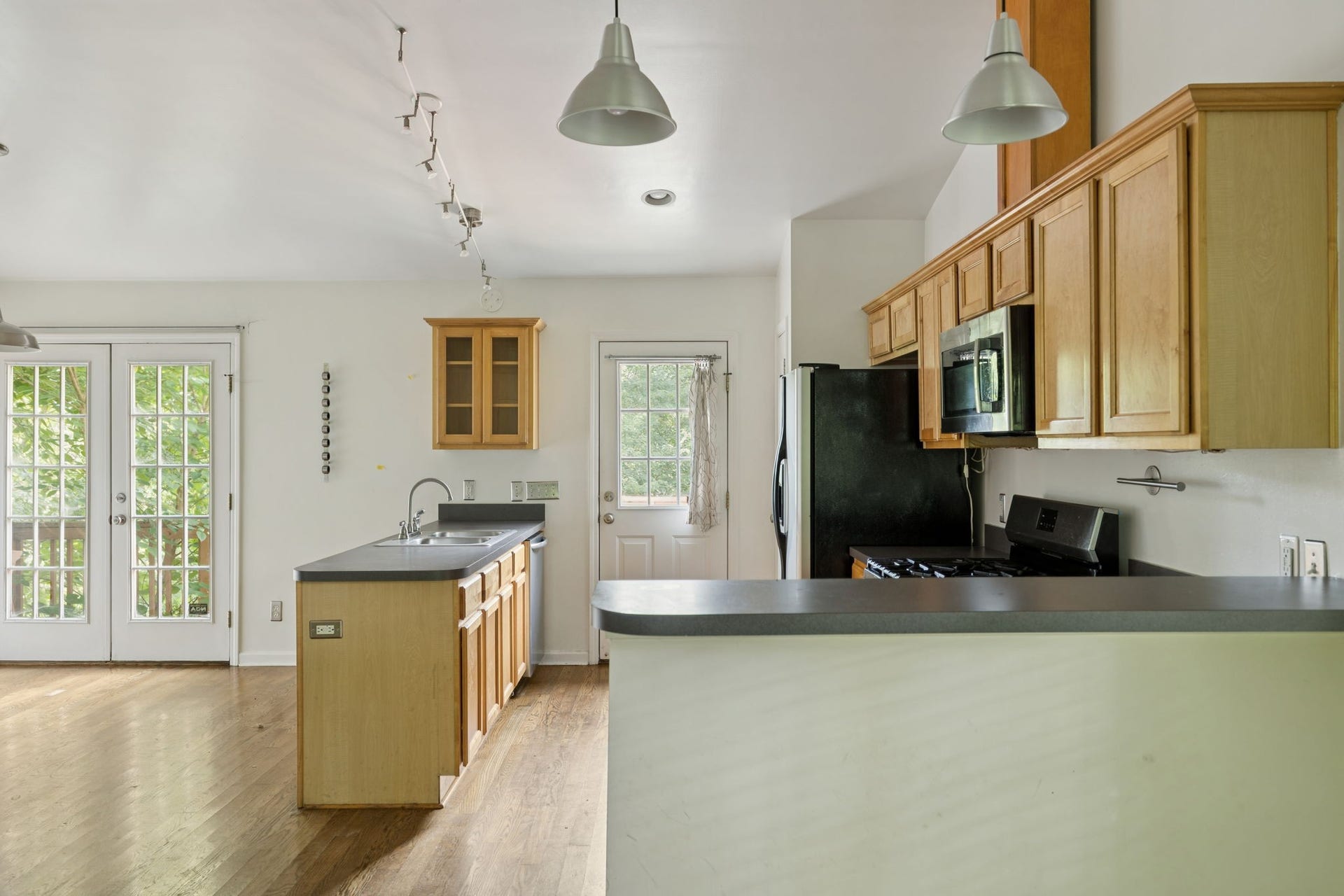 1007 Glenview Dr, Nashville, TN 37206 1007 Glenview Dr, Nashville, TN 37206