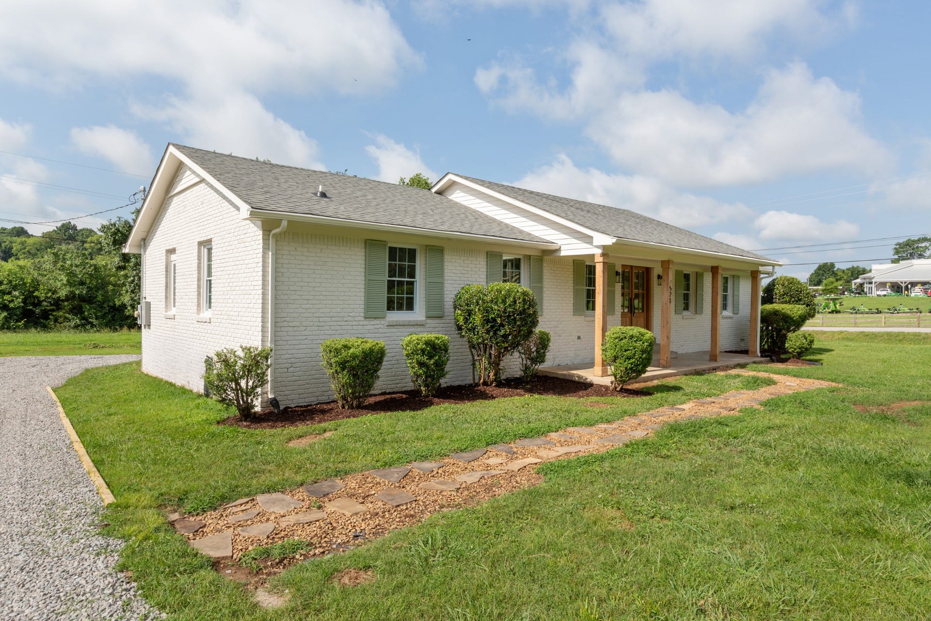 521 Pawnee Trl, Columbia, TN 38401 521 Pawnee Trl, Columbia, TN 38401