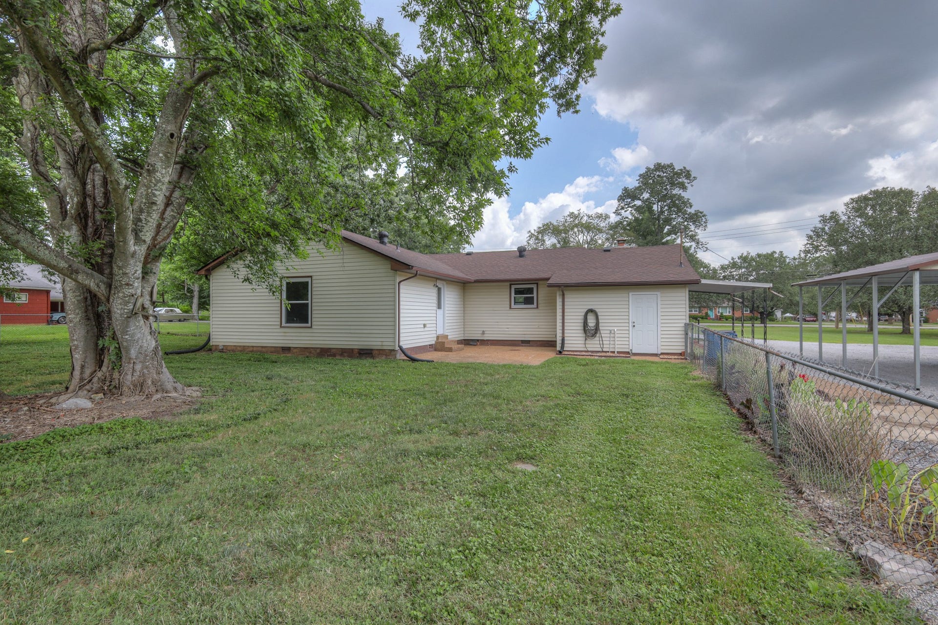 515 Lillard Rd, Murfreesboro, TN 37130 515 Lillard Rd, Murfreesboro, TN 37130