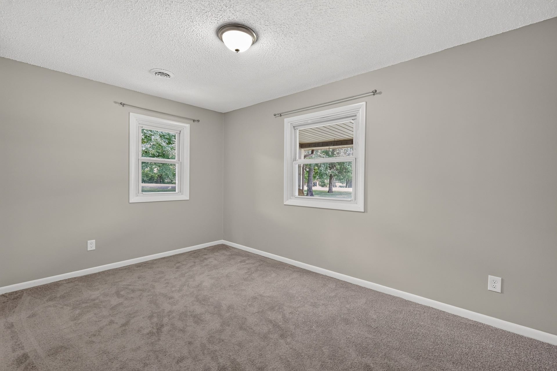 515 Lillard Rd, Murfreesboro, TN 37130 515 Lillard Rd, Murfreesboro, TN 37130