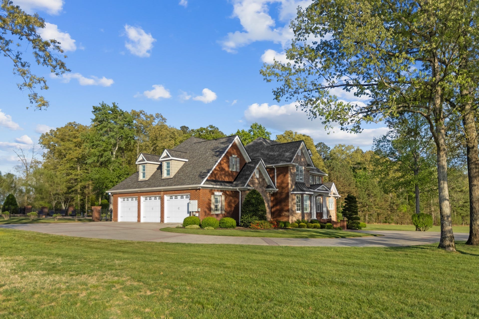 446 Waterford Dr, Manchester, TN 37355 446 Waterford Dr, Manchester, TN 37355