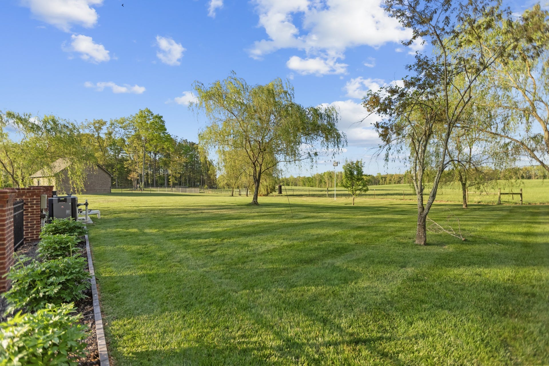 446 Waterford Dr, Manchester, TN 37355 446 Waterford Dr, Manchester, TN 37355