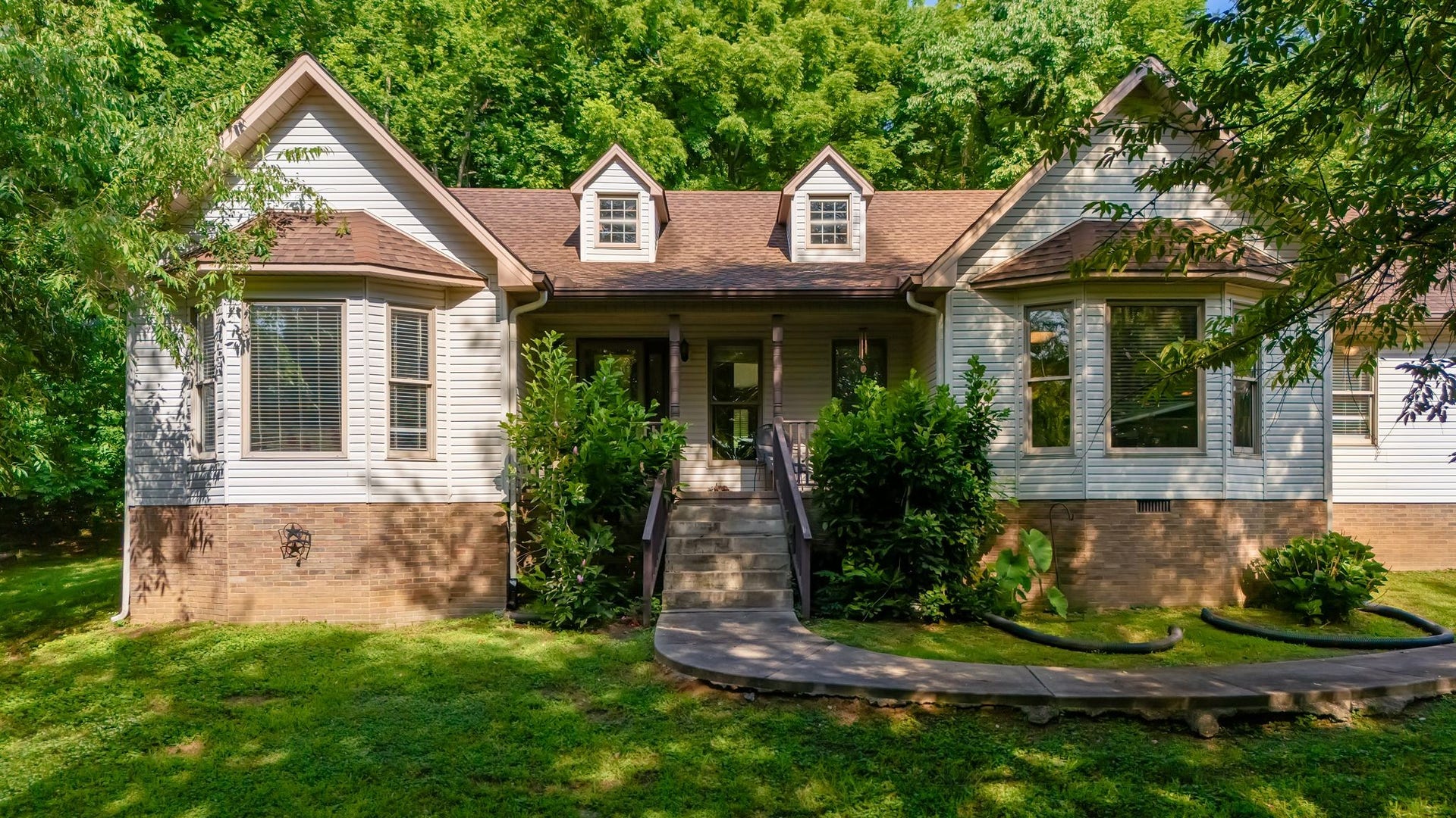 1440 College Park Dr, Columbia, TN 38401 1440 College Park Dr, Columbia, TN 38401