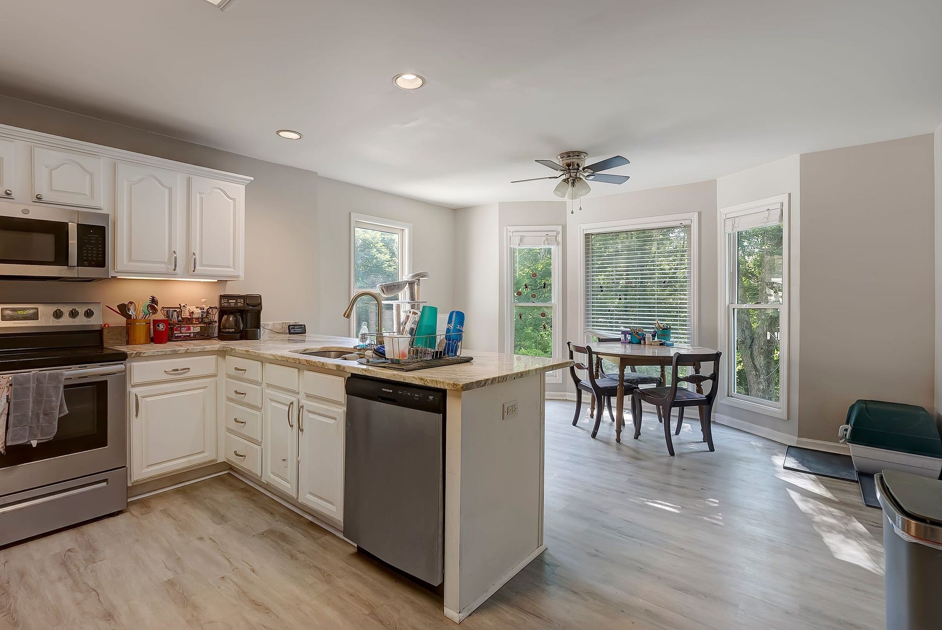 1440 College Park Dr, Columbia, TN 38401 1440 College Park Dr, Columbia, TN 38401