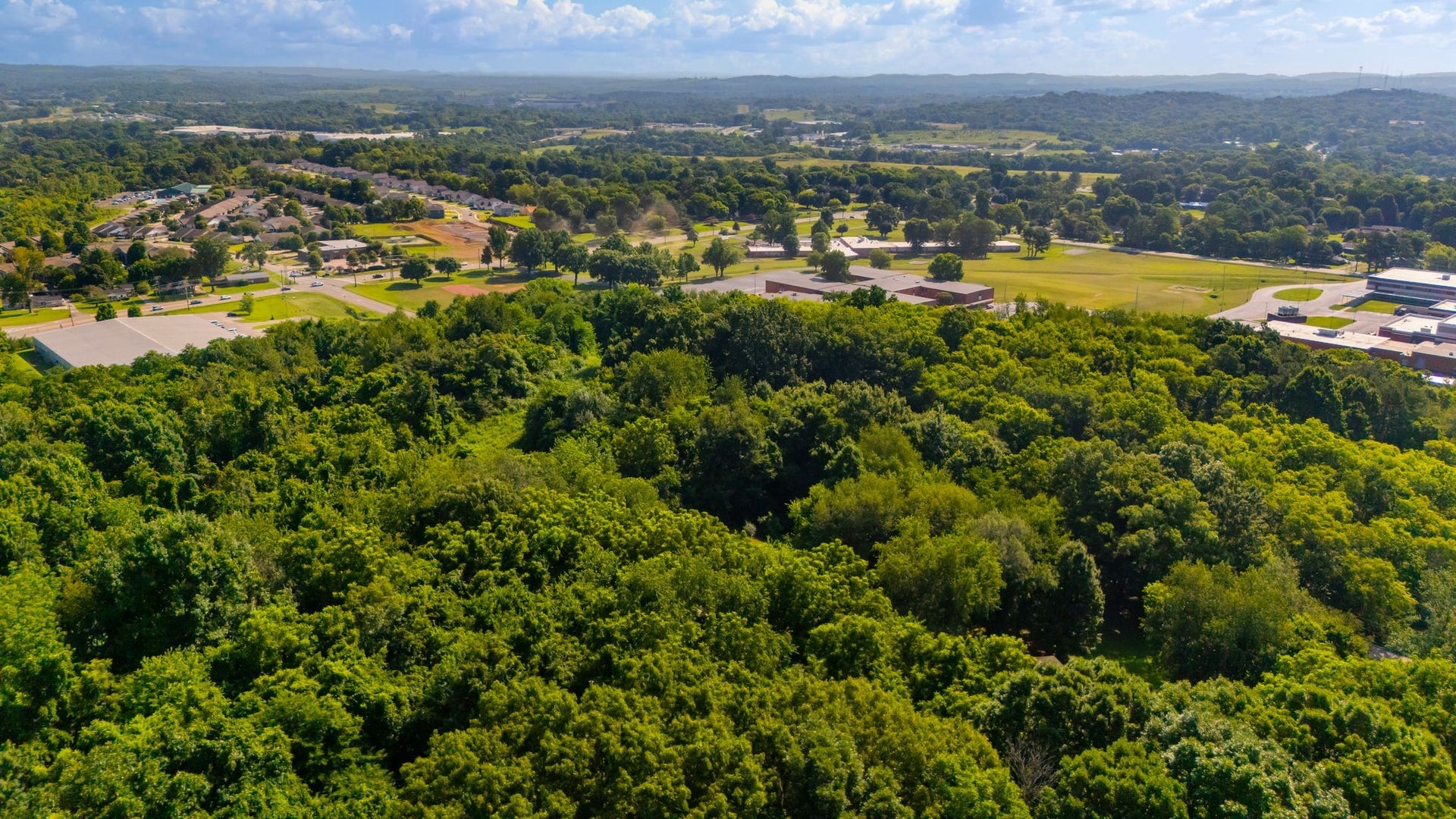 1440 College Park Dr, Columbia, TN 38401 1440 College Park Dr, Columbia, TN 38401
