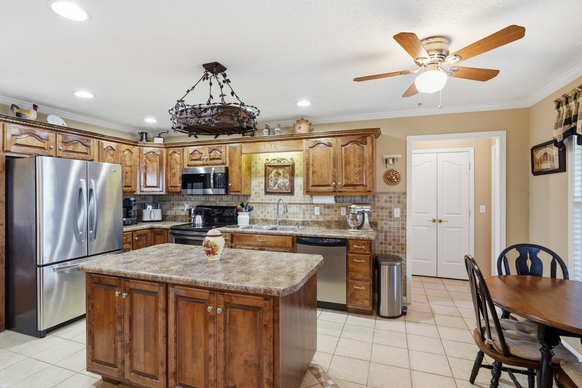 262 Green Grass Way, Manchester, TN 37355 262 Green Grass Way, Manchester, TN 37355