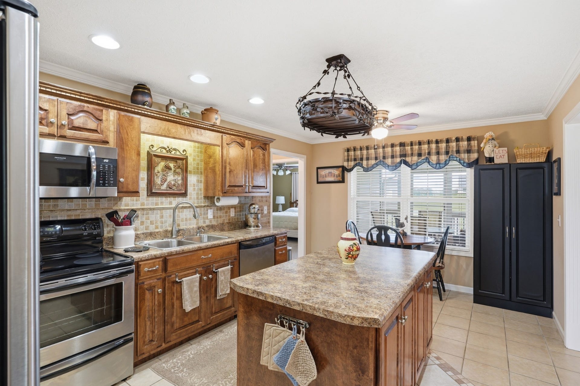 262 Green Grass Way, Manchester, TN 37355 262 Green Grass Way, Manchester, TN 37355