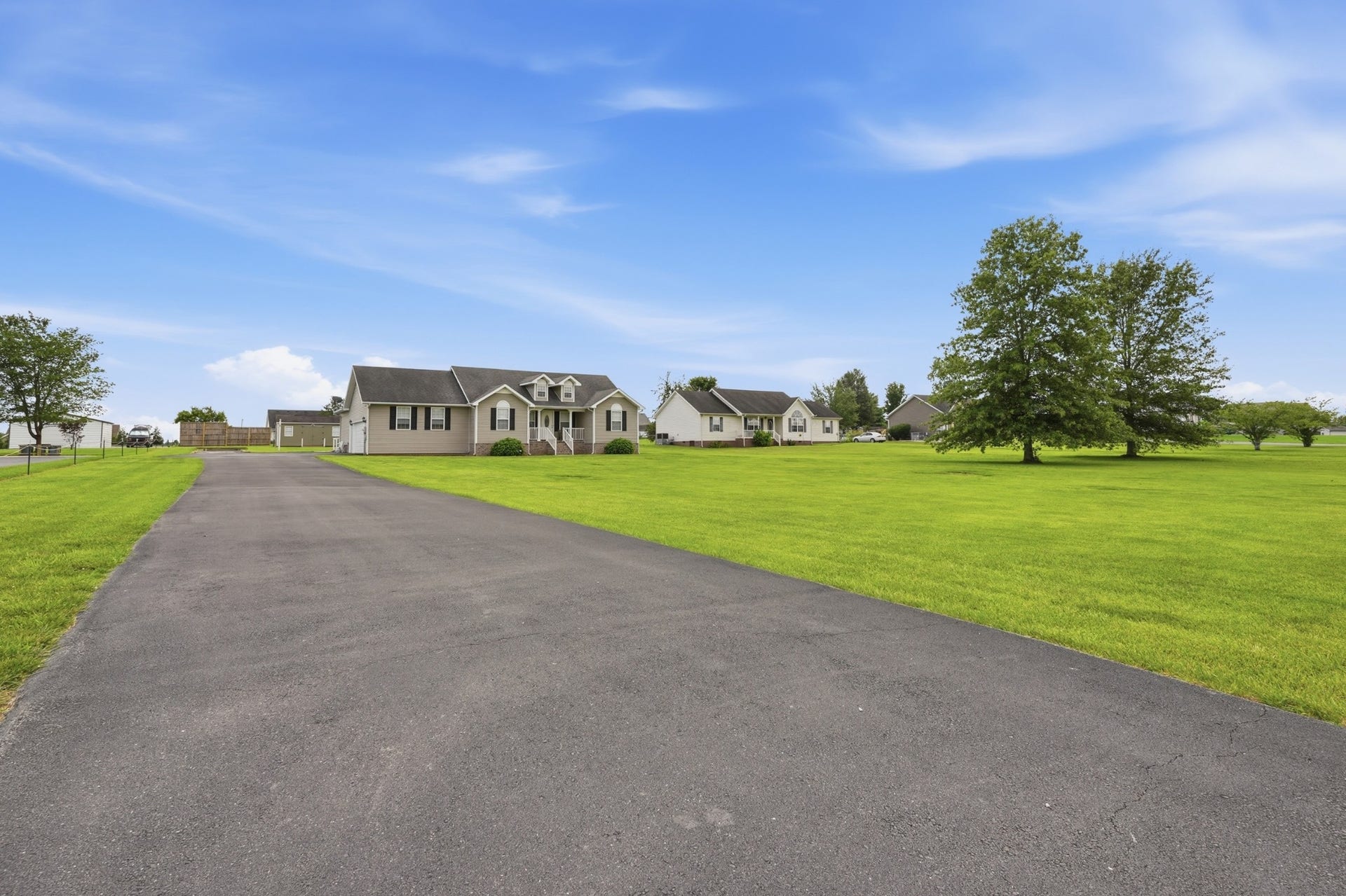262 Green Grass Way, Manchester, TN 37355 262 Green Grass Way, Manchester, TN 37355