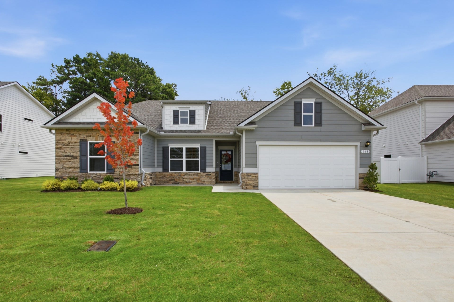 548 Nightengale Ridge Dr, Columbia, TN 38401