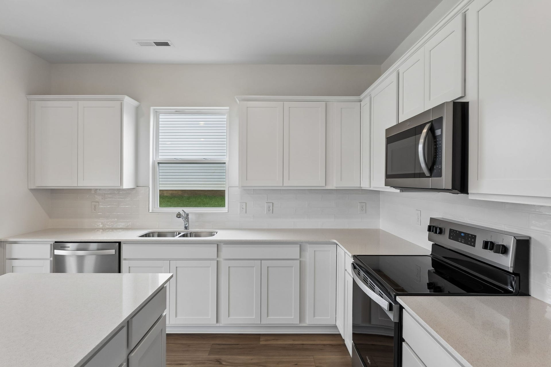 3274 Barrel Oak Pass, Columbia, TN 38401 3274 Barrel Oak Pass, Columbia, TN 38401