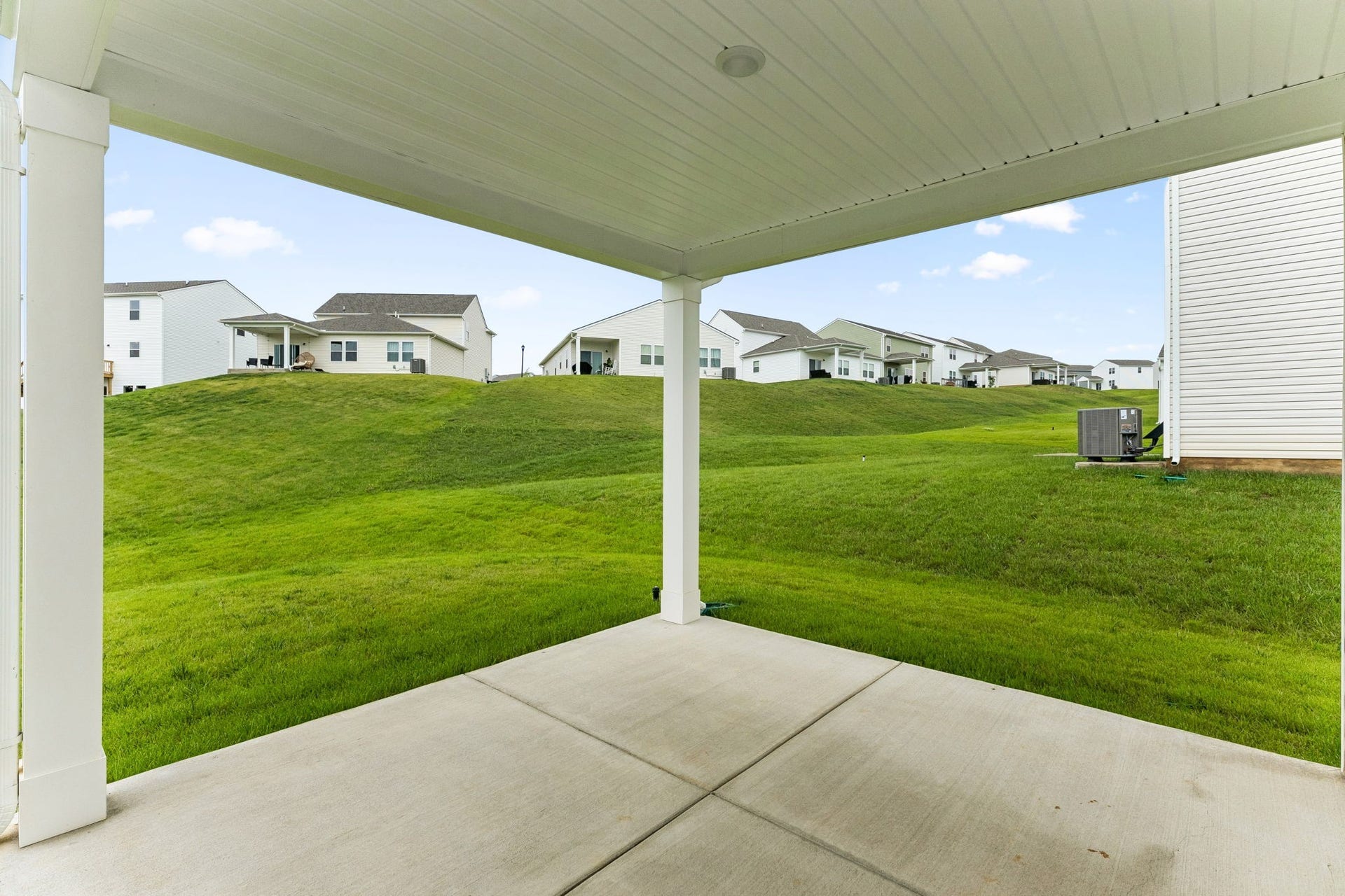 3274 Barrel Oak Pass, Columbia, TN 38401 3274 Barrel Oak Pass, Columbia, TN 38401