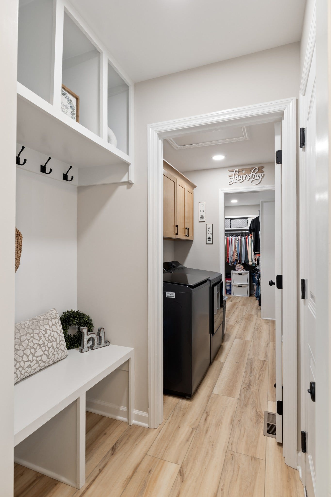 3793 Verona Caney Rd, Lewisburg, TN 37091 Hall leads from primary into the Utility room for the utmost convenience.
