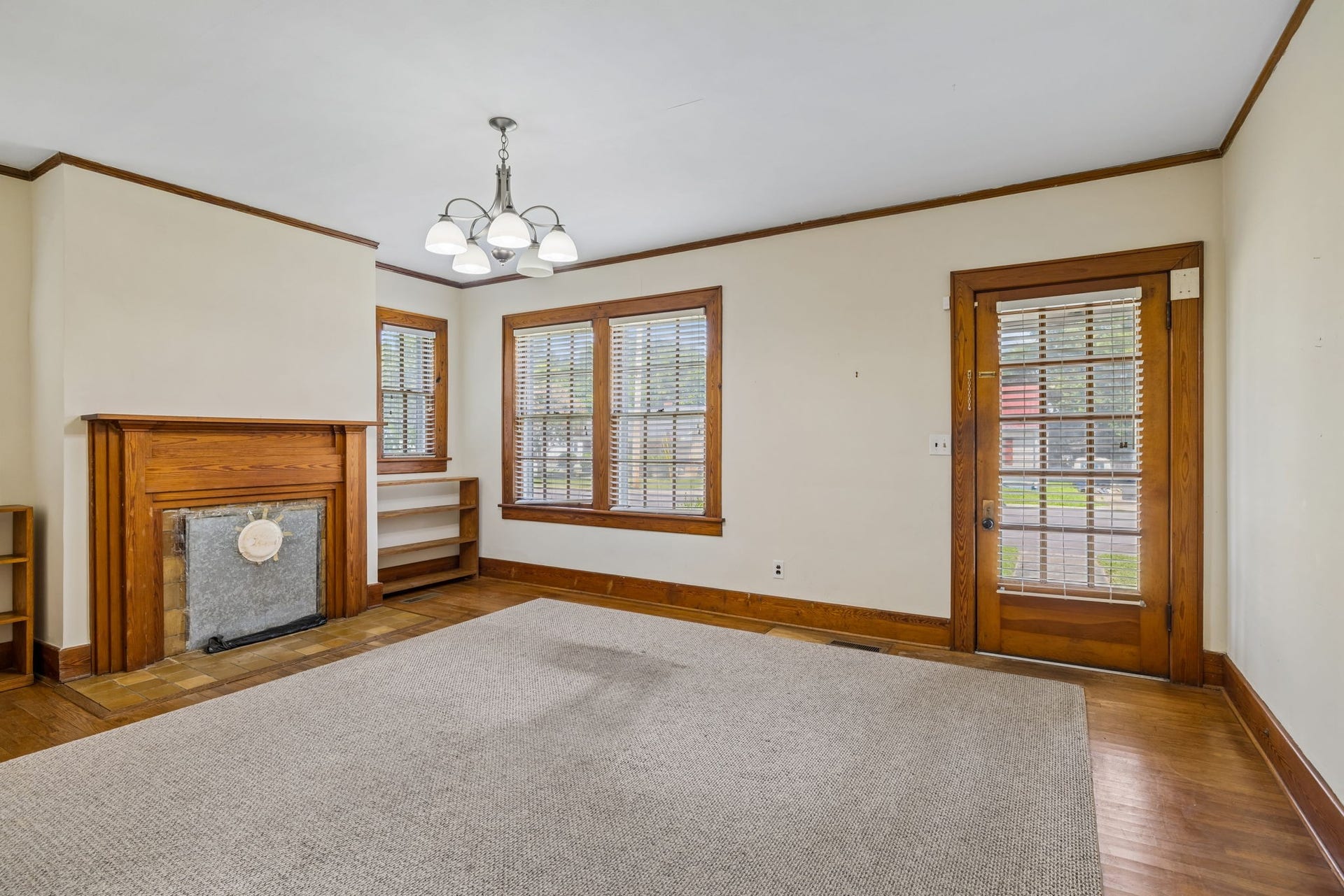 2116 Denham Ave, Columbia, TN 38401 2116 Denham Ave, Columbia, TN 38401