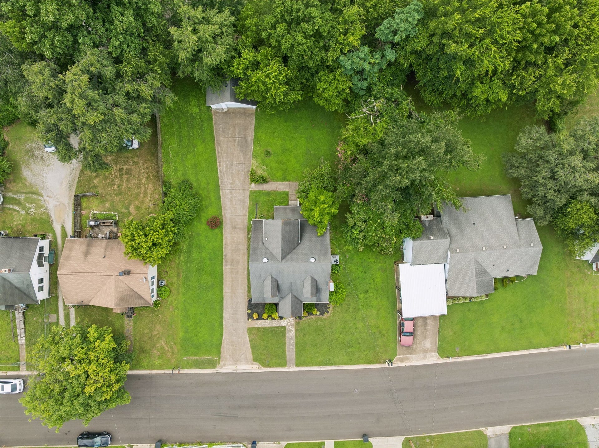 2116 Denham Ave, Columbia, TN 38401 2116 Denham Ave, Columbia, TN 38401