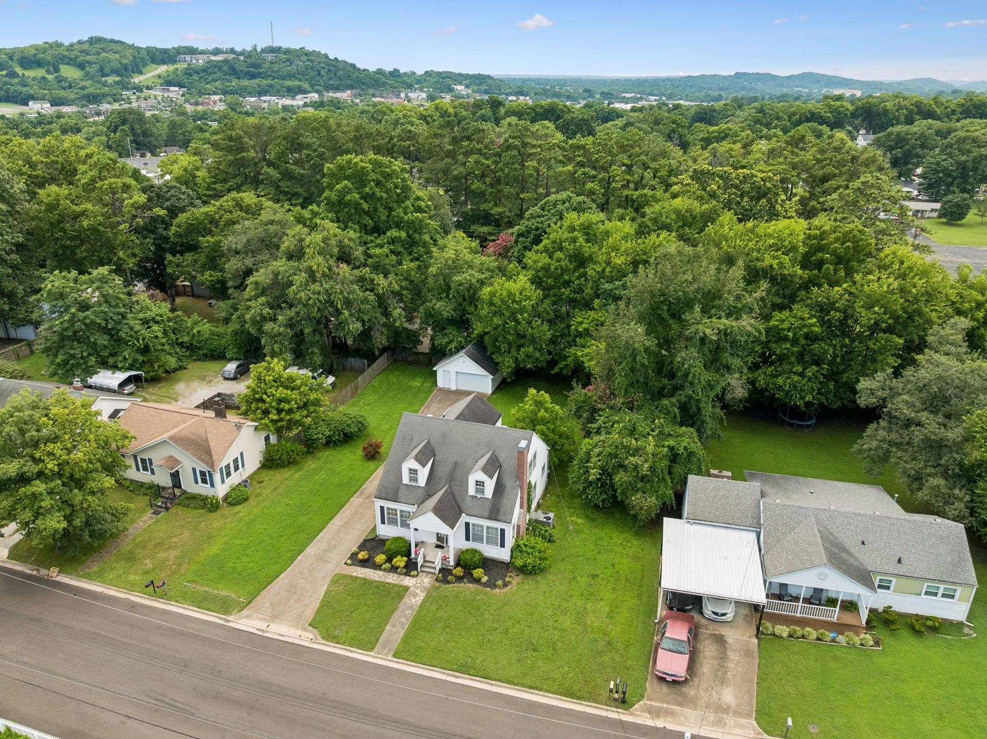 2116 Denham Ave, Columbia, TN 38401 2116 Denham Ave, Columbia, TN 38401