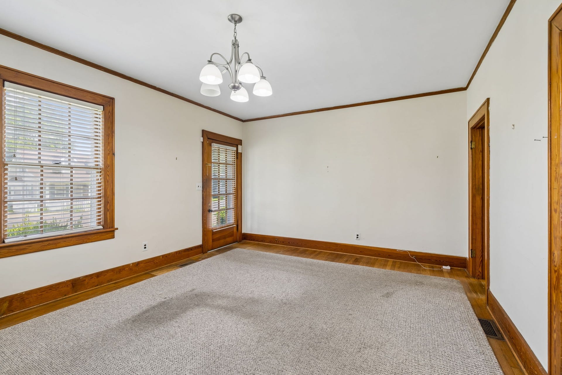 2116 Denham Ave, Columbia, TN 38401 2116 Denham Ave, Columbia, TN 38401