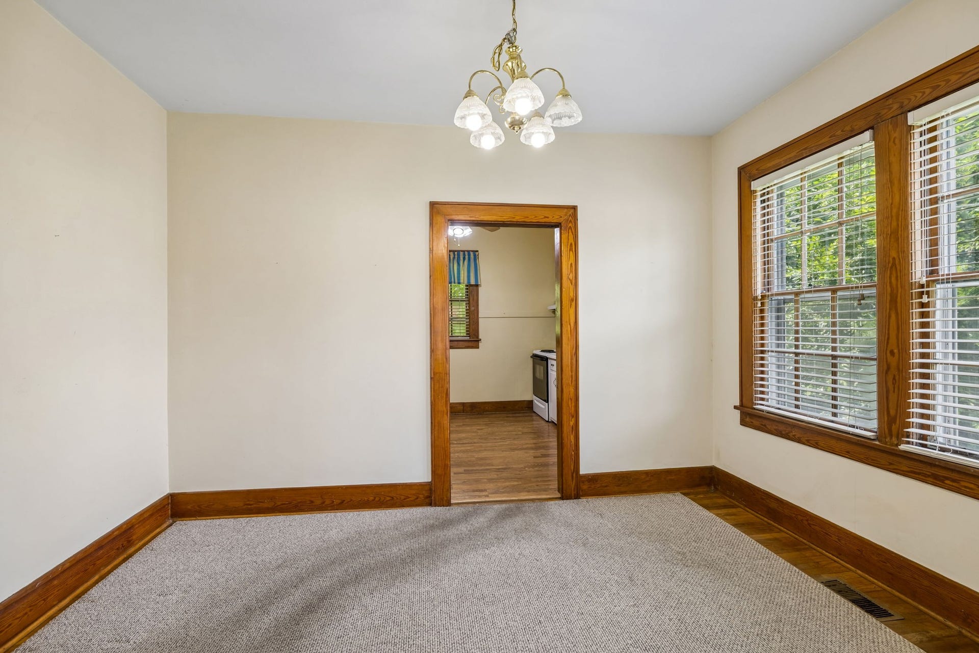 2116 Denham Ave, Columbia, TN 38401 2116 Denham Ave, Columbia, TN 38401