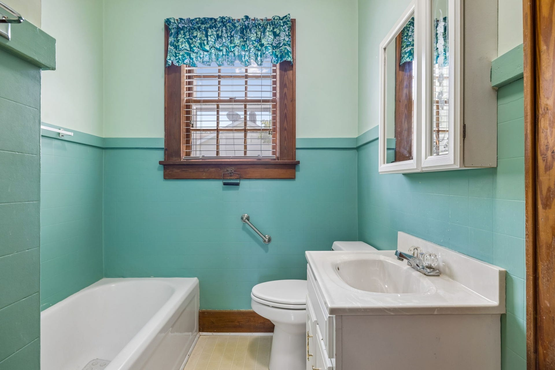 2116 Denham Ave, Columbia, TN 38401 2116 Denham Ave, Columbia, TN 38401