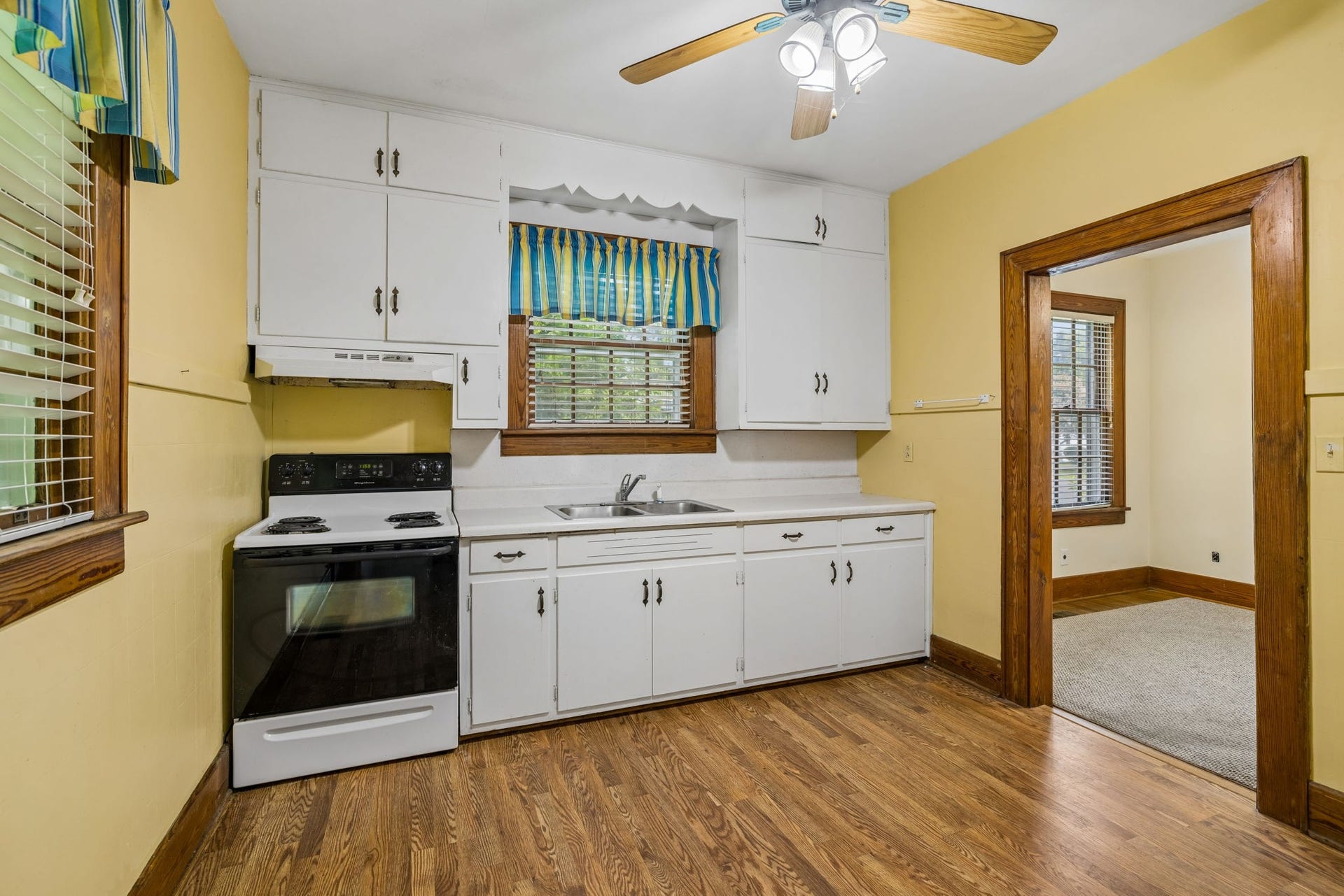 2116 Denham Ave, Columbia, TN 38401 2116 Denham Ave, Columbia, TN 38401