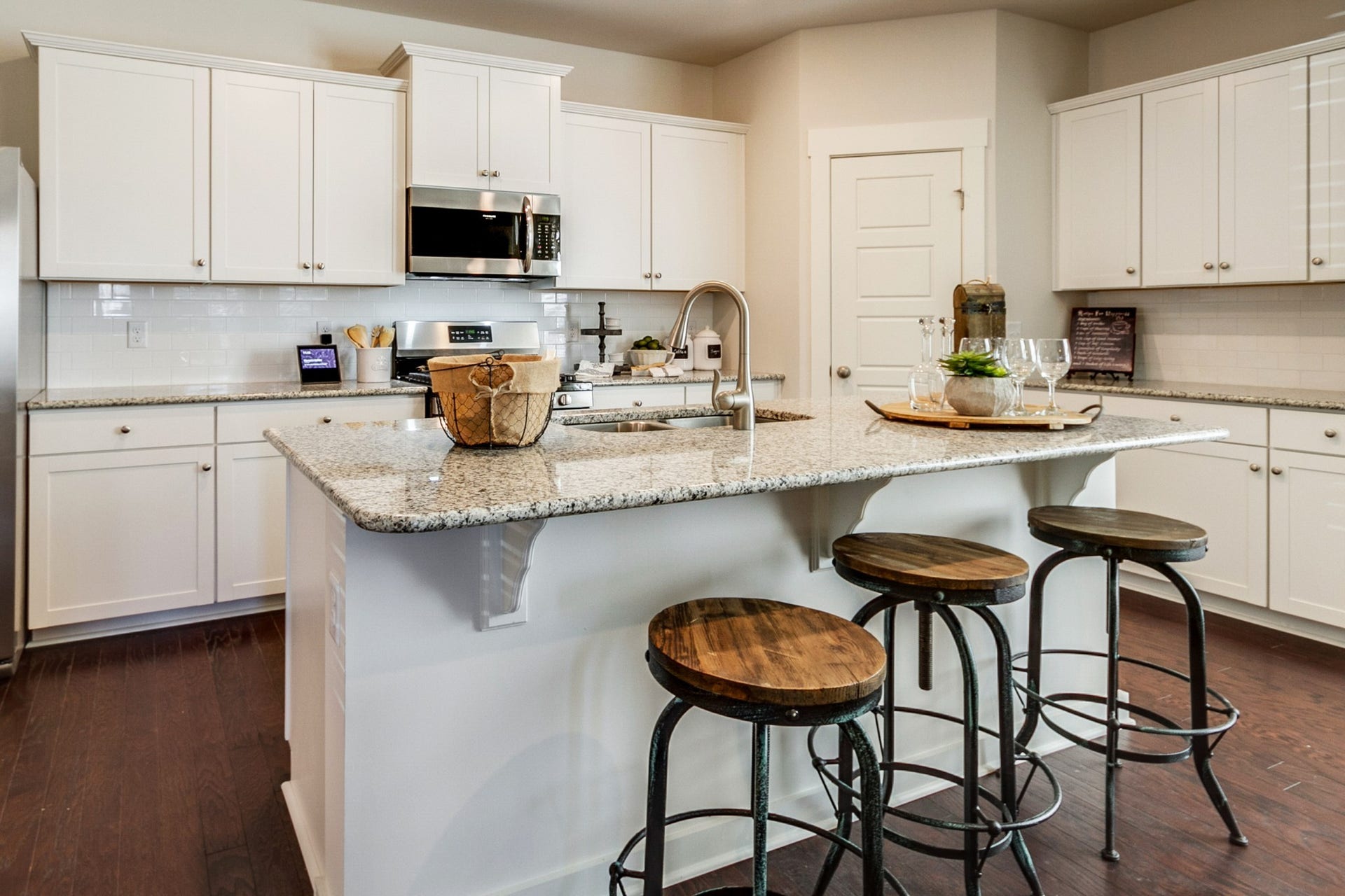 1026 CURTIS SPRINGS LN, Lewisburg, TN 37091 1026 CURTIS SPRINGS LN, Lewisburg, TN 37091