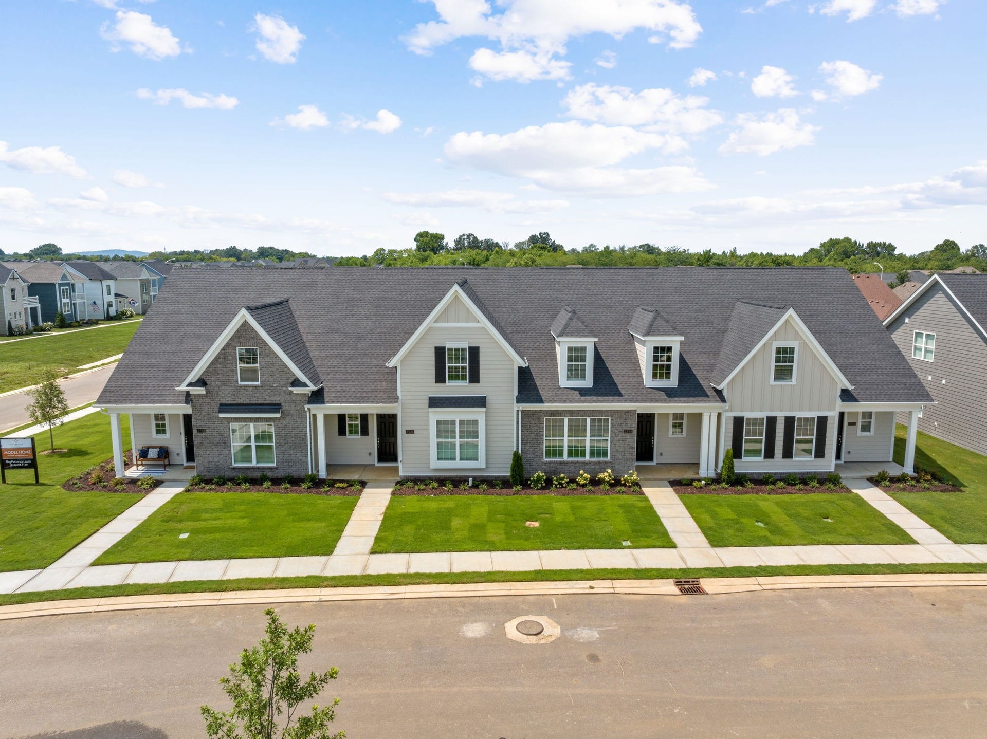 2526 Elmcroft Avenue, Murfreesboro, TN 37128 2526 Elmcroft Avenue, Murfreesboro, TN 37128