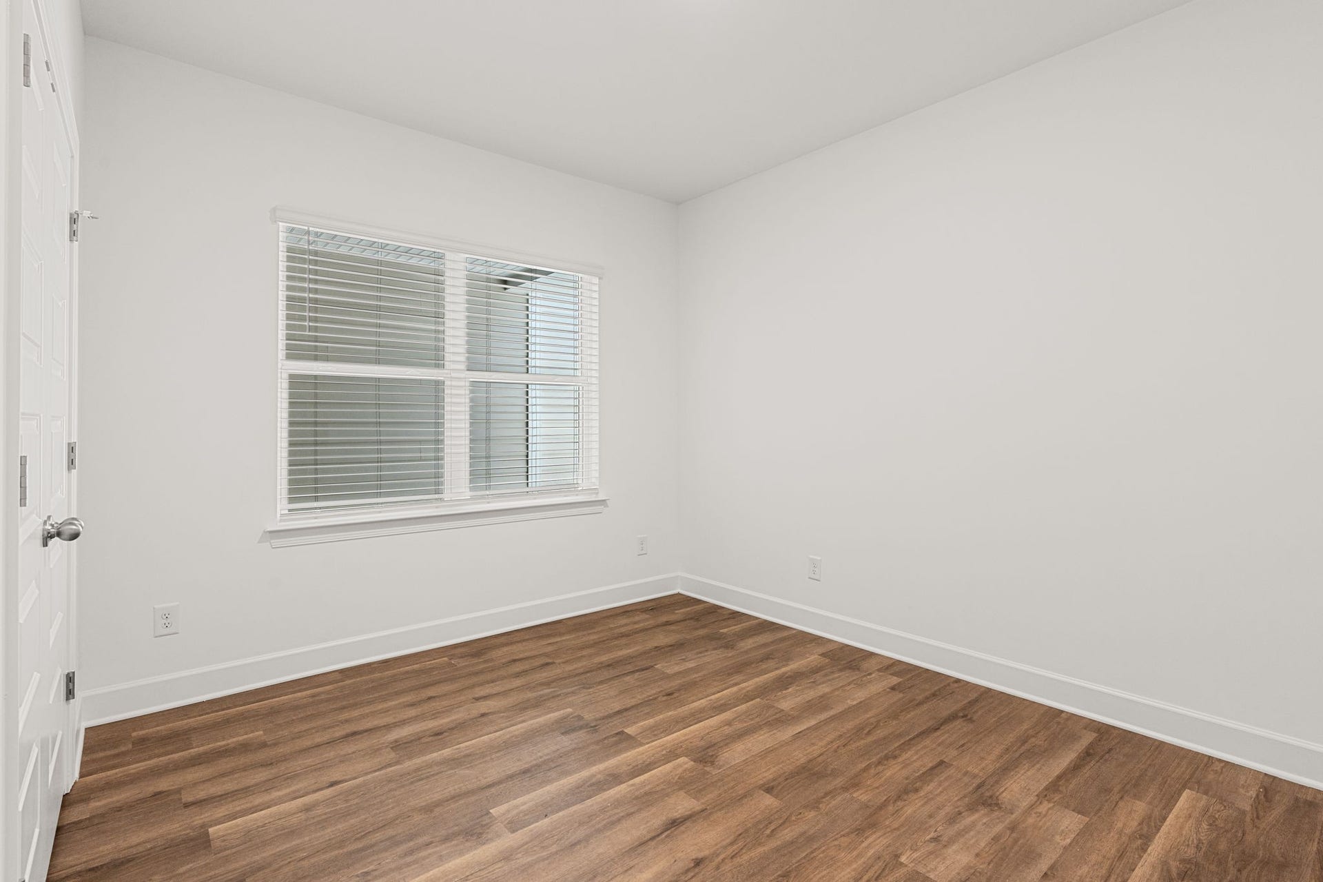 2526 Elmcroft Avenue, Murfreesboro, TN 37128 2526 Elmcroft Avenue, Murfreesboro, TN 37128