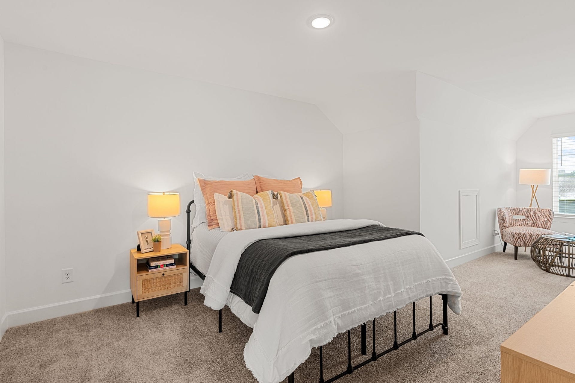 2526 Elmcroft Avenue, Murfreesboro, TN 37128 2526 Elmcroft Avenue, Murfreesboro, TN 37128