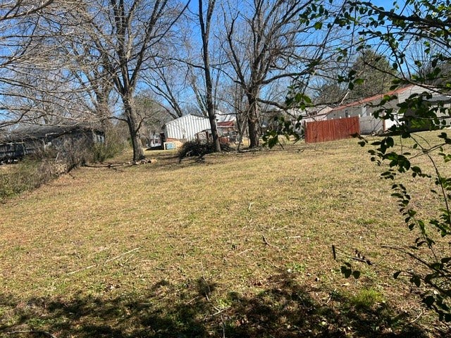 418 Westover Dr, Columbia, TN 38401 418 Westover Dr, Columbia, TN 38401