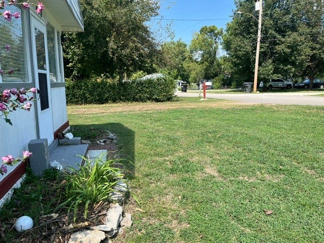 418 Westover Dr, Columbia, TN 38401 418 Westover Dr, Columbia, TN 38401