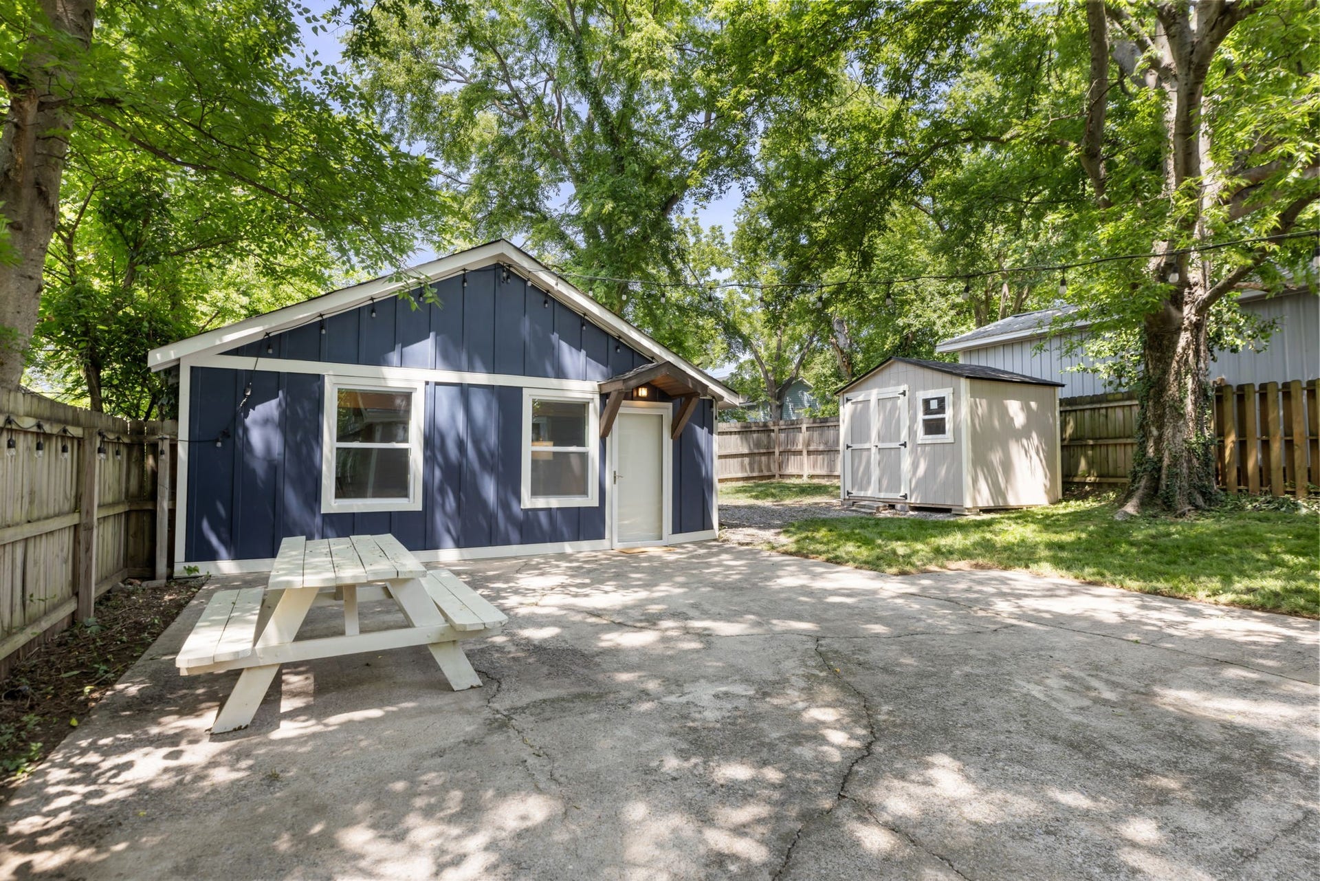 877 Carter St, Nashville, TN 37206 877 Carter St, Nashville, TN 37206