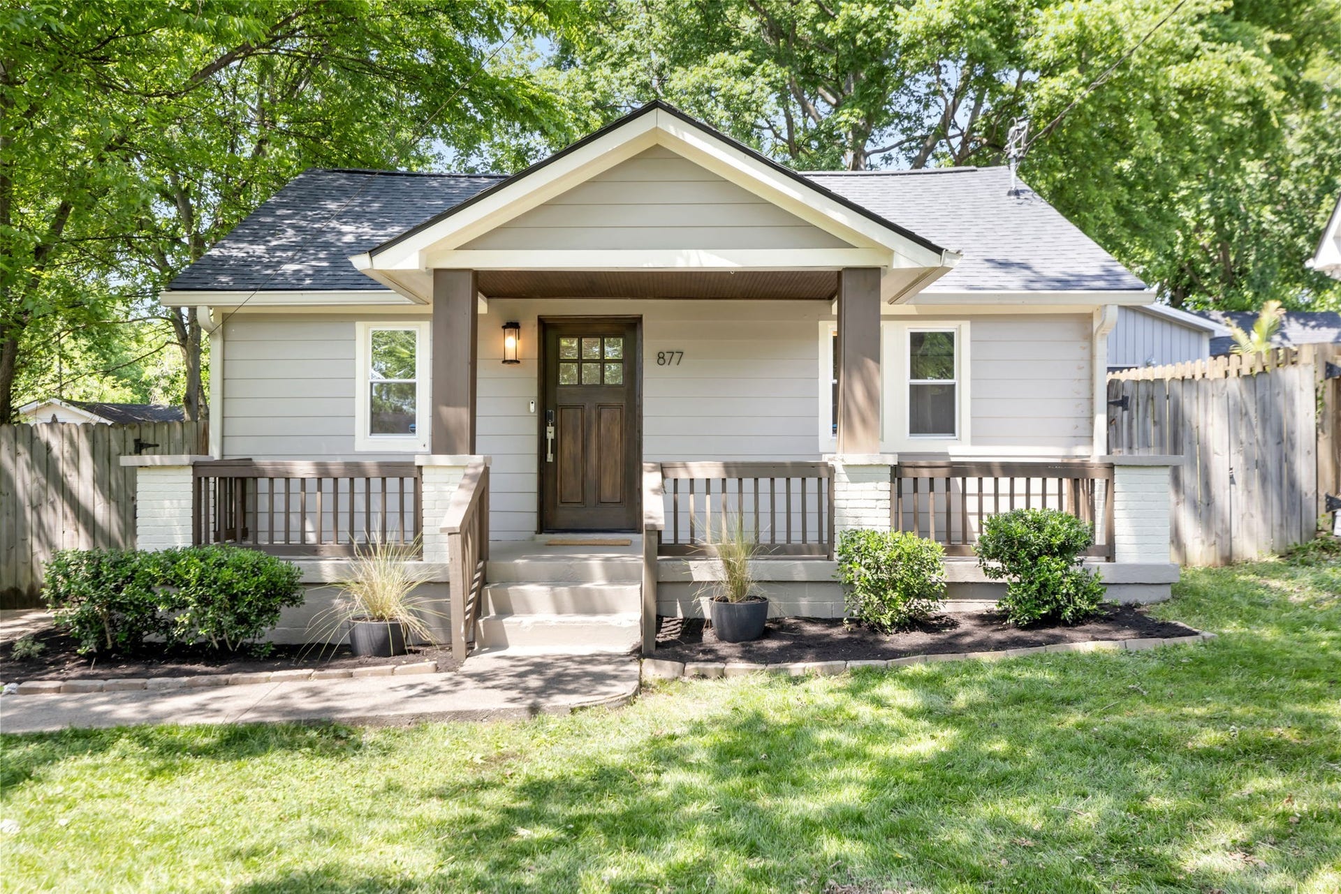 877 Carter St, Nashville, TN 37206 877 Carter St, Nashville, TN 37206