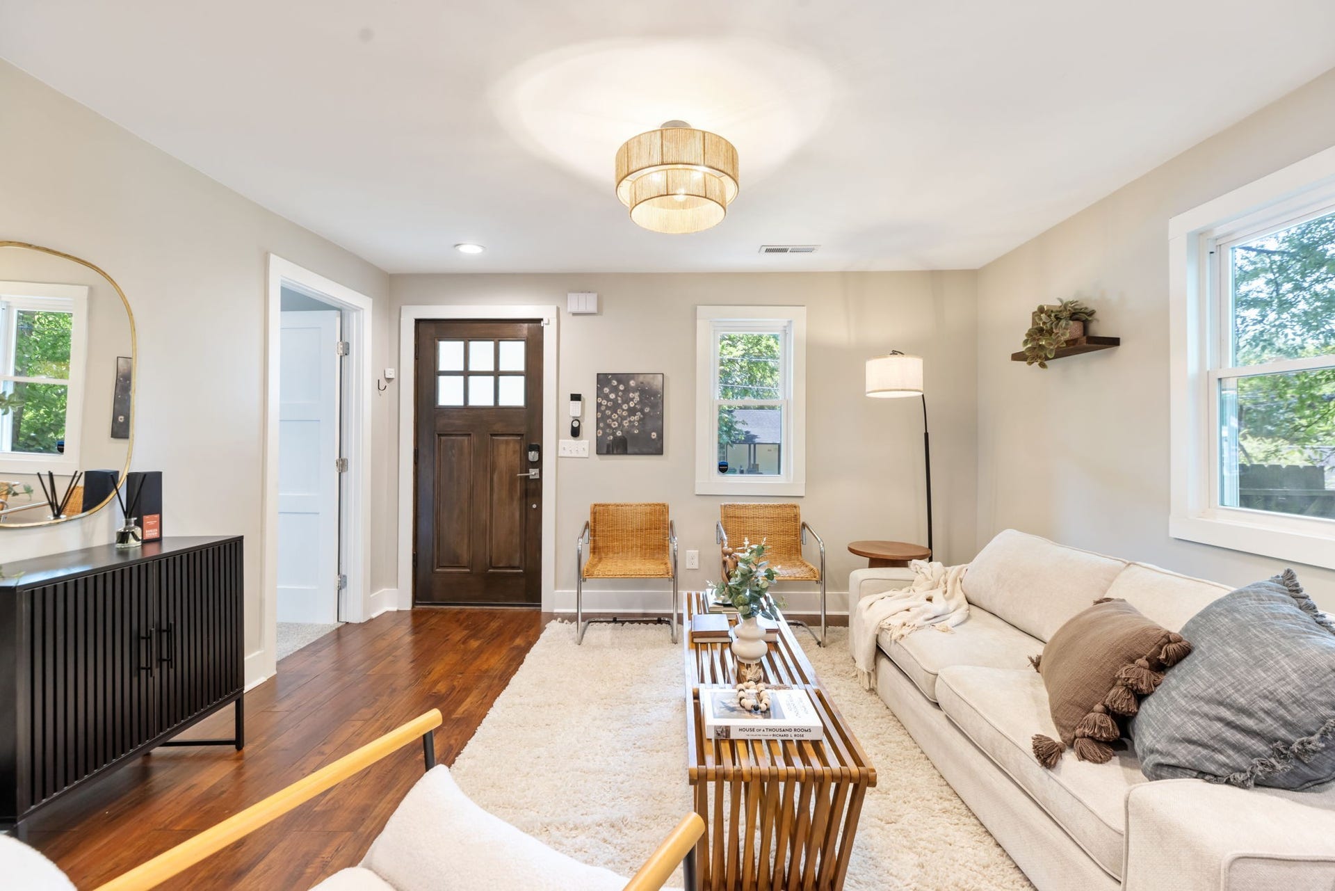 877 Carter St, Nashville, TN 37206 877 Carter St, Nashville, TN 37206