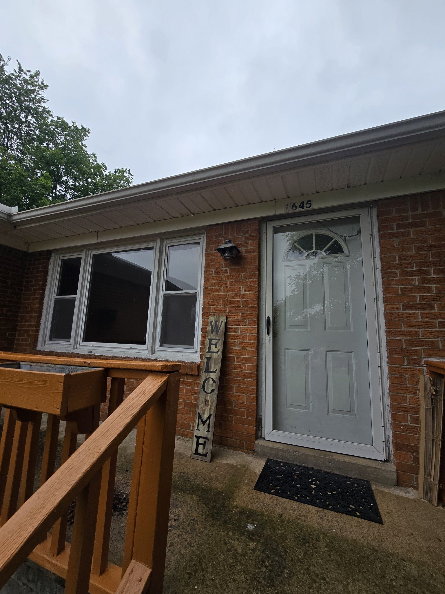 1645 White Dr, Lewisburg, TN 37091 1645 White Dr, Lewisburg, TN 37091