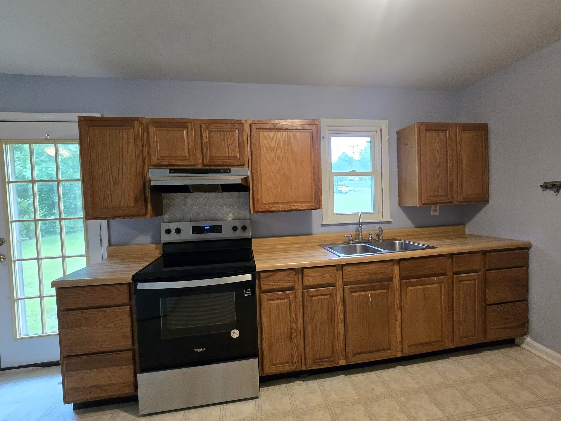 1645 White Dr, Lewisburg, TN 37091 1645 White Dr, Lewisburg, TN 37091