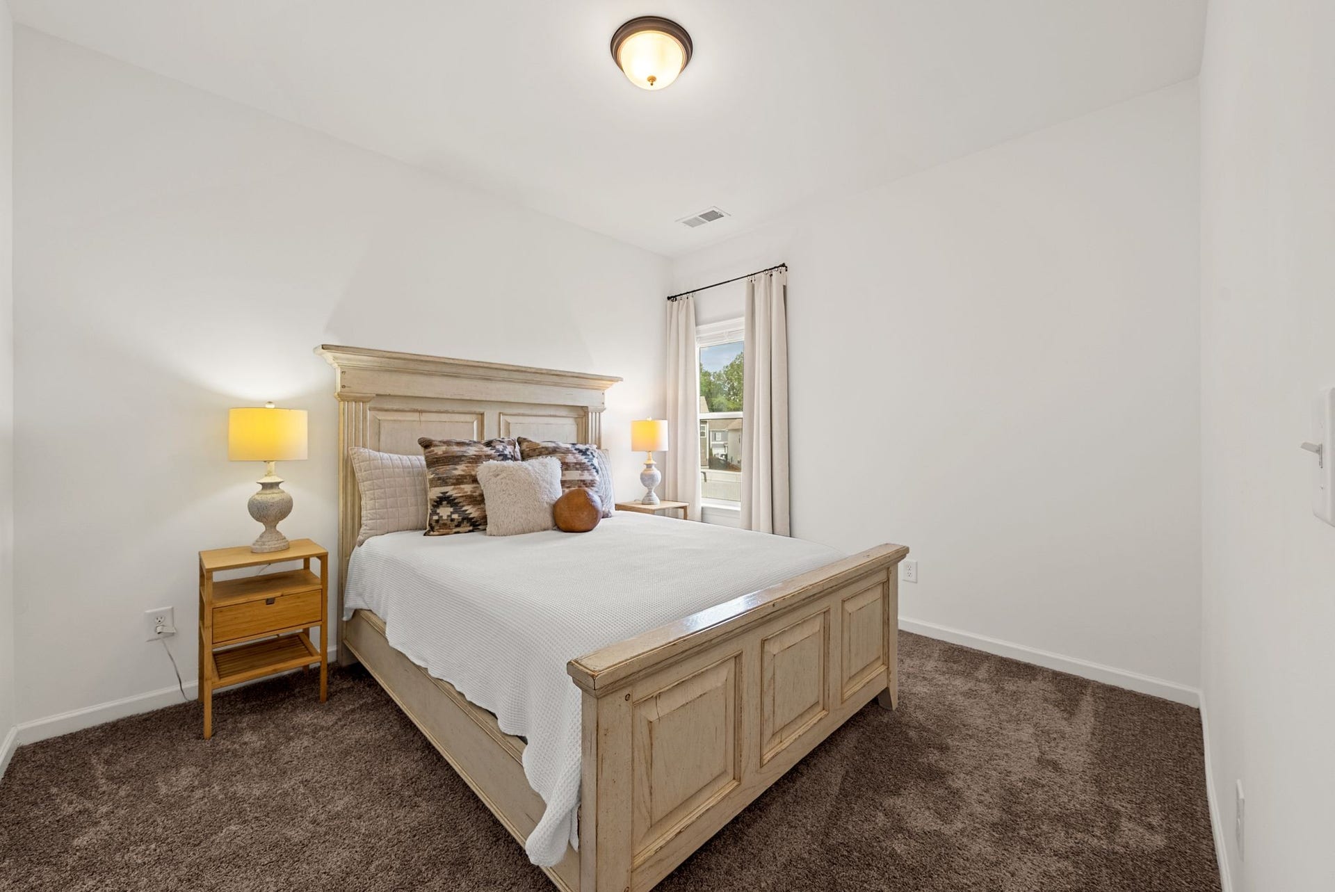 325 Geneva Ln, Columbia, TN 38401 325 Geneva Ln, Columbia, TN 38401