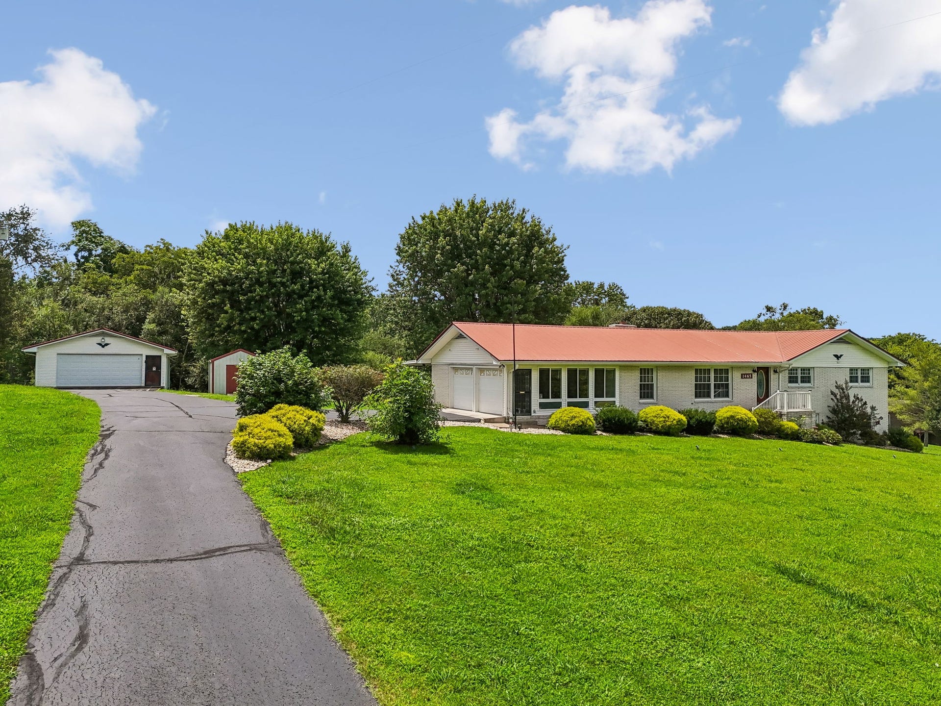 1465 Murfreesboro Rd, Woodbury, TN 37190 1465 Murfreesboro Rd, Woodbury, TN 37190