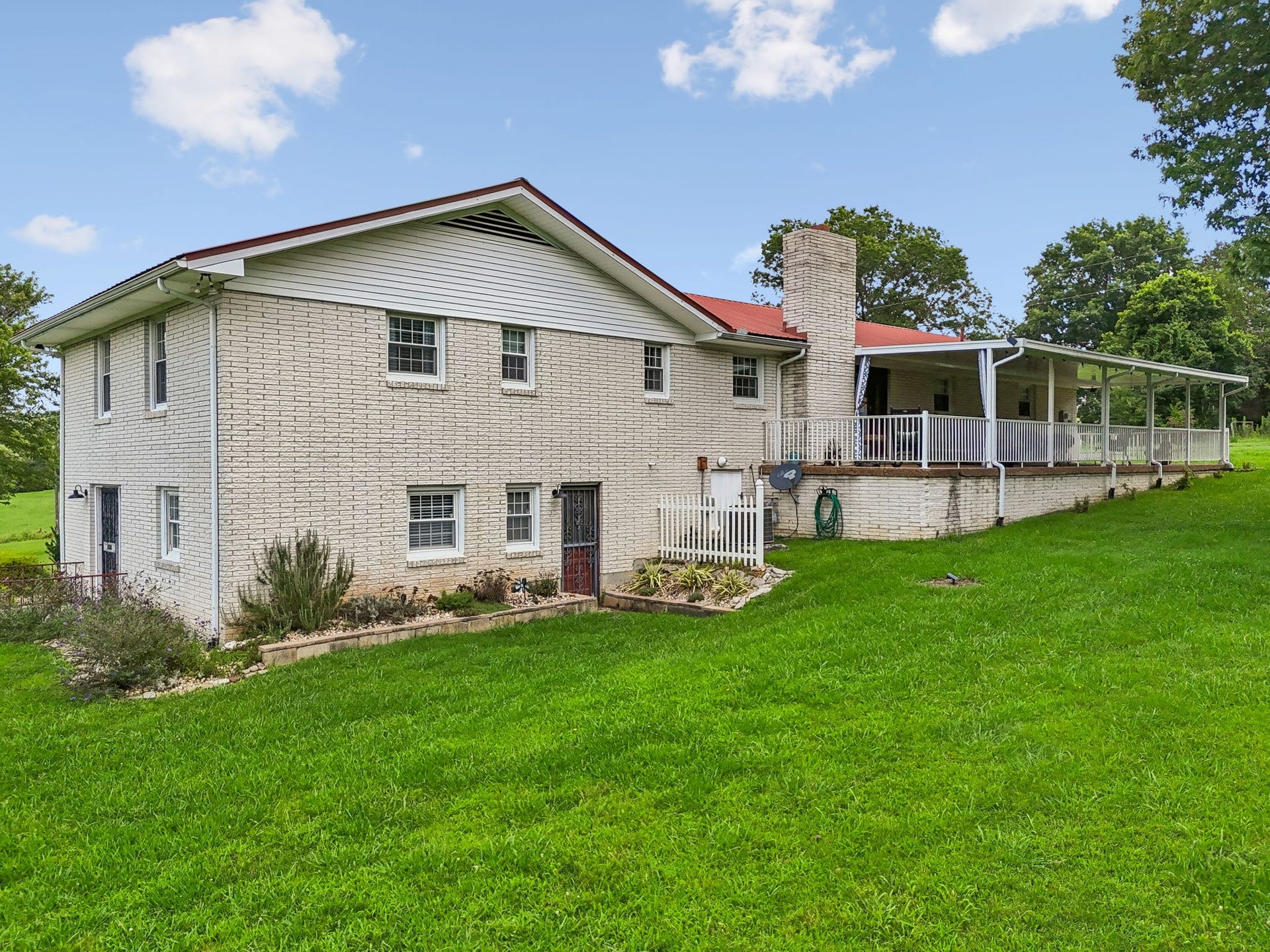 1465 Murfreesboro Rd, Woodbury, TN 37190 1465 Murfreesboro Rd, Woodbury, TN 37190