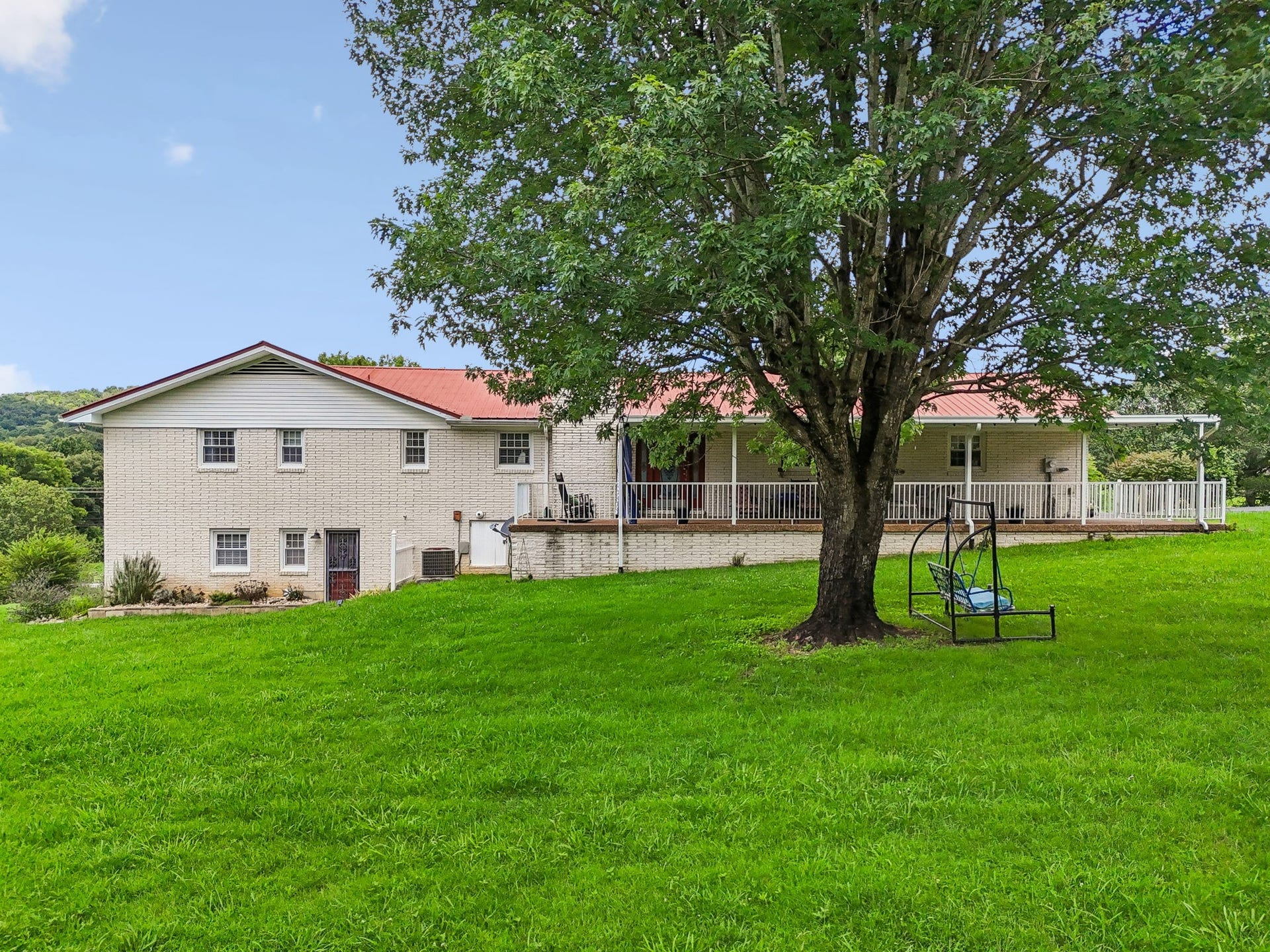 1465 Murfreesboro Rd, Woodbury, TN 37190 1465 Murfreesboro Rd, Woodbury, TN 37190