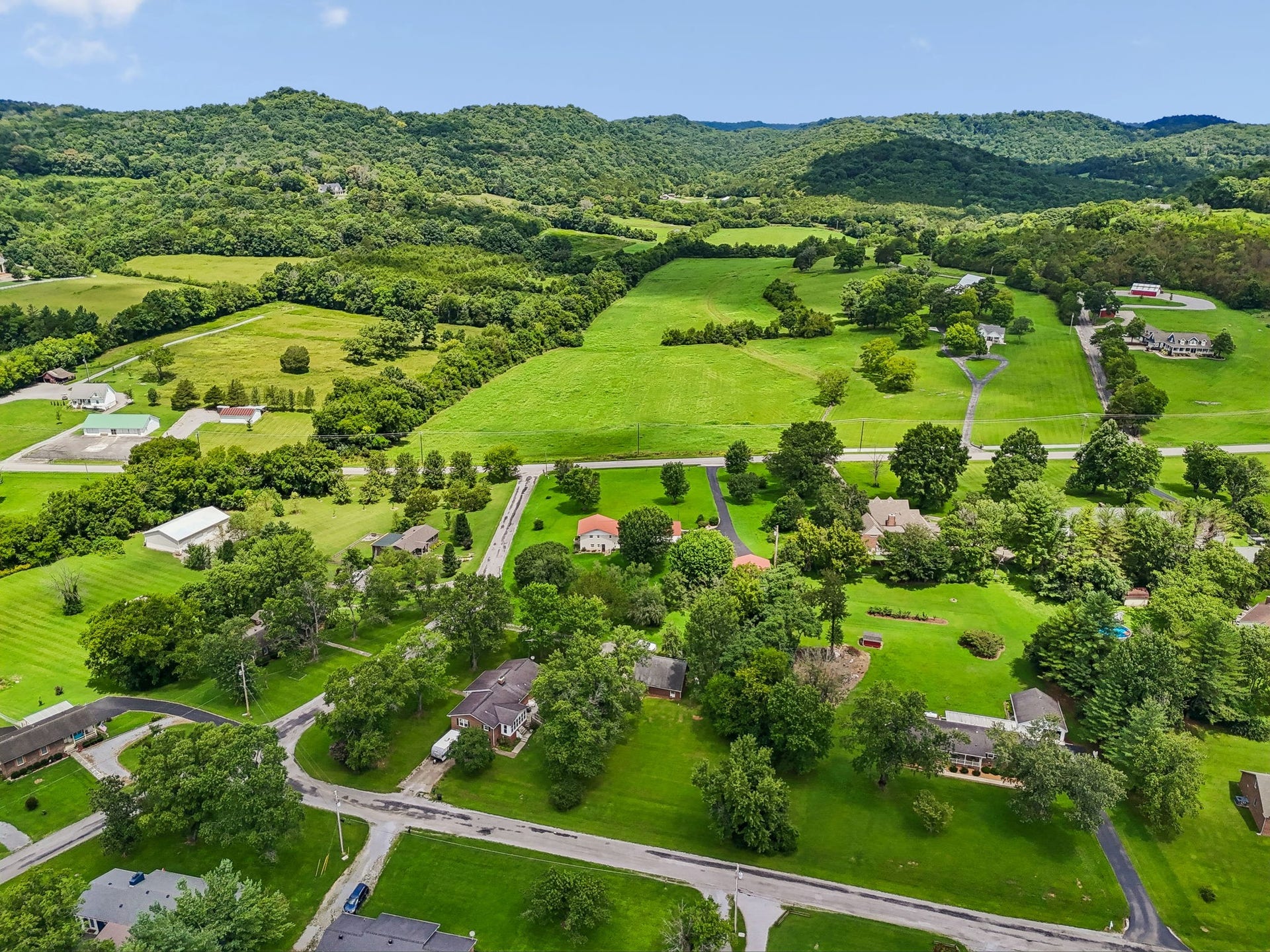 1465 Murfreesboro Rd, Woodbury, TN 37190 1465 Murfreesboro Rd, Woodbury, TN 37190