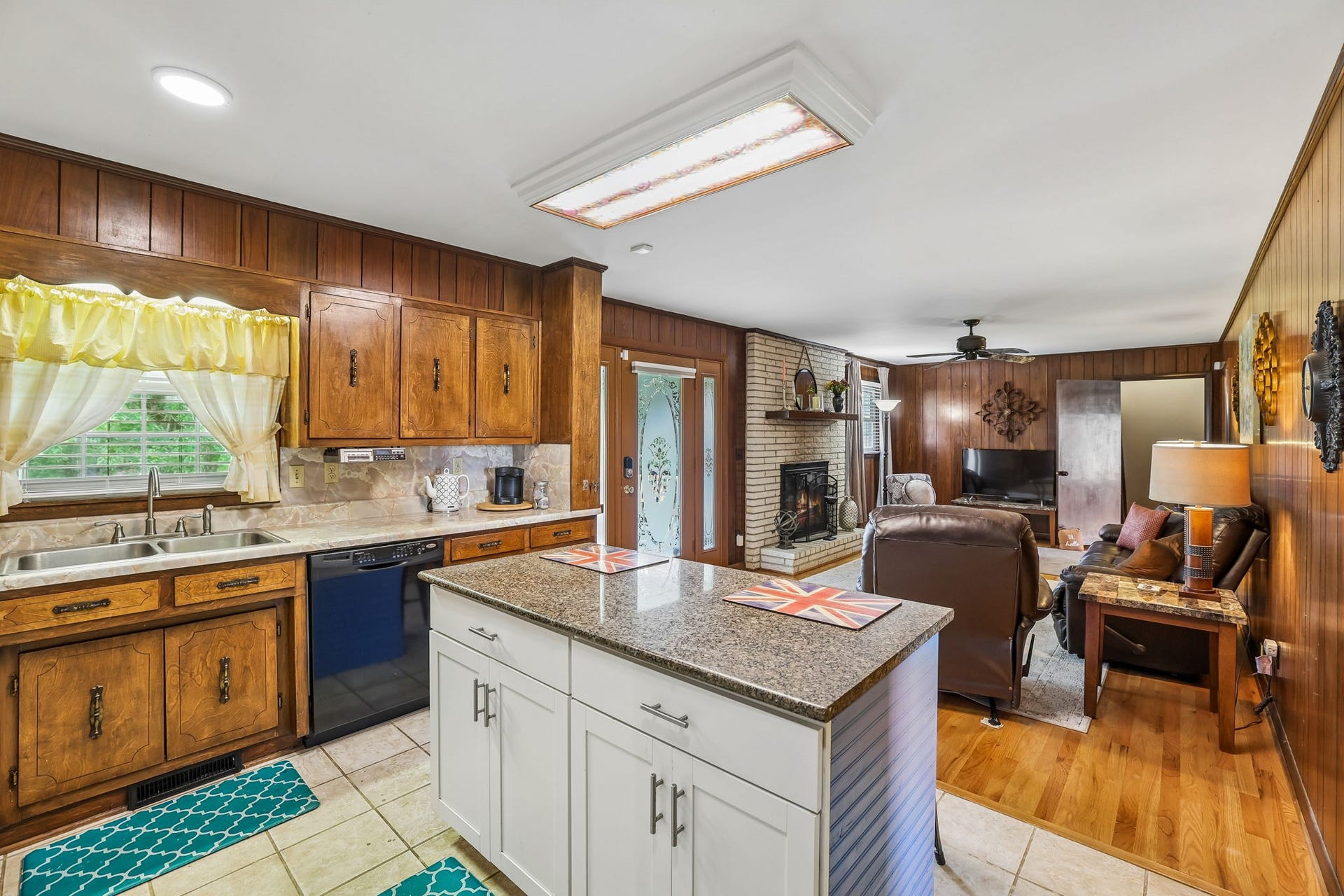 1465 Murfreesboro Rd, Woodbury, TN 37190 1465 Murfreesboro Rd, Woodbury, TN 37190