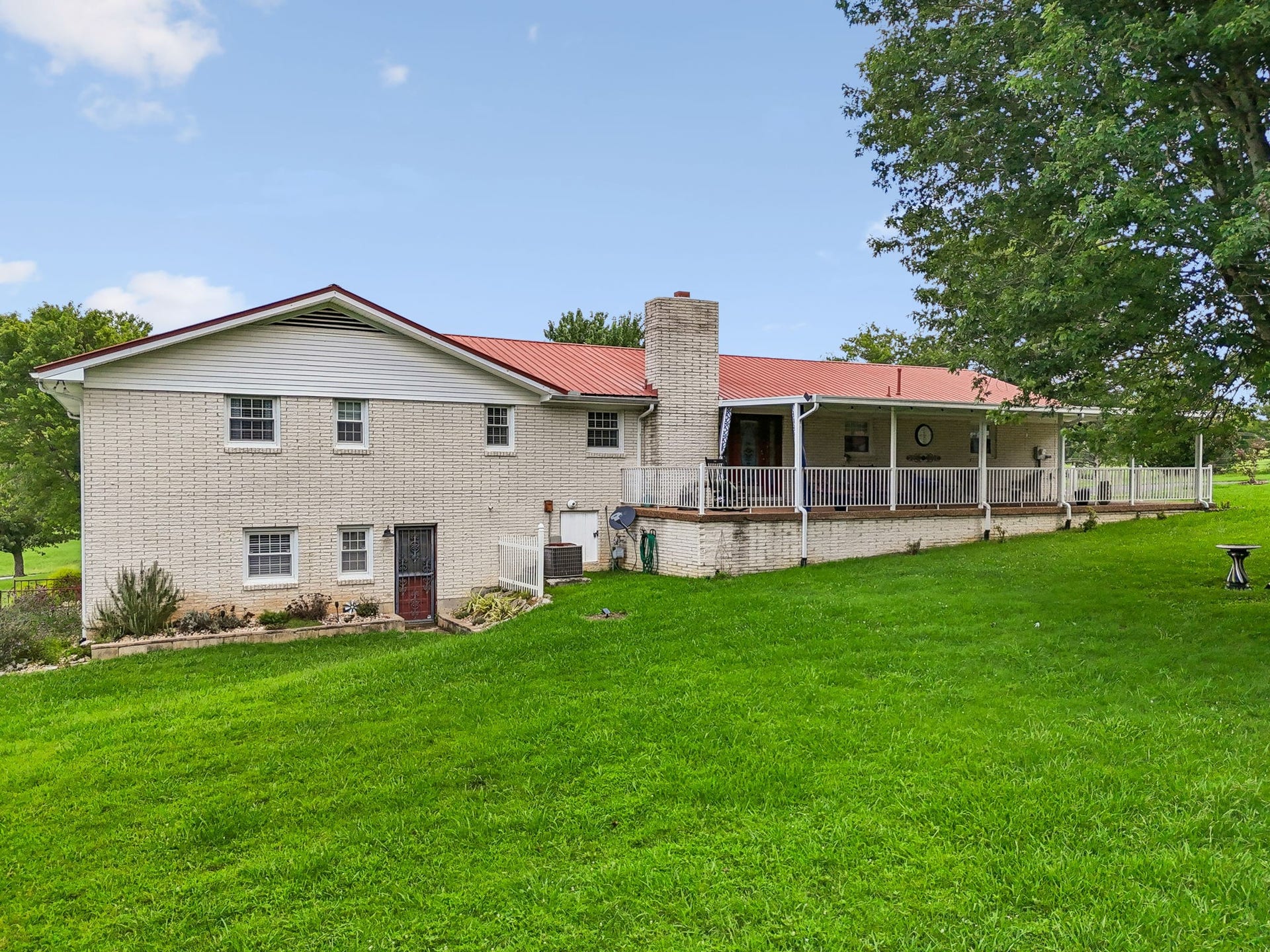 1465 Murfreesboro Rd, Woodbury, TN 37190 1465 Murfreesboro Rd, Woodbury, TN 37190