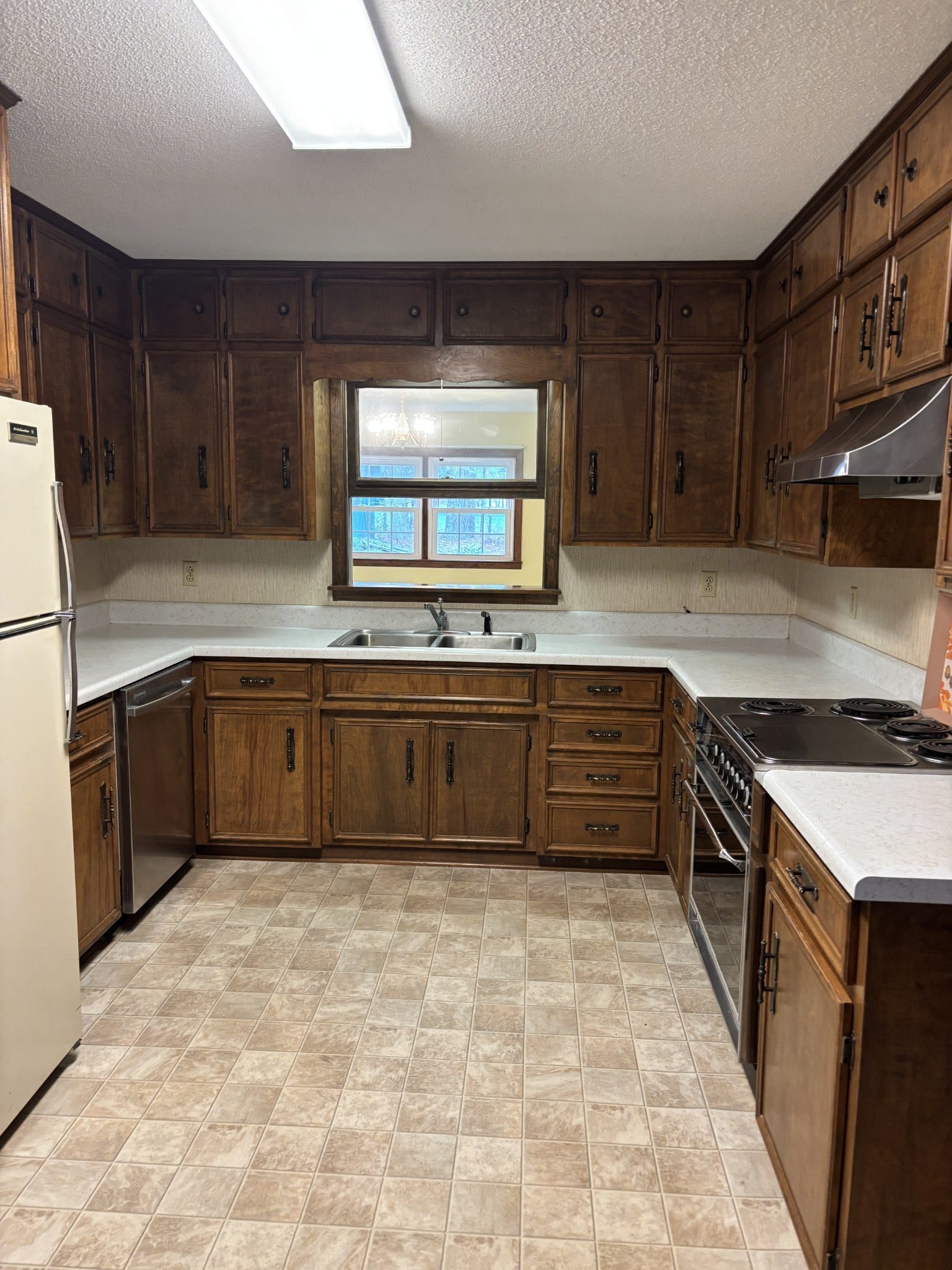 141 Doak Rd, Manchester, TN 37355 141 Doak Rd, Manchester, TN 37355