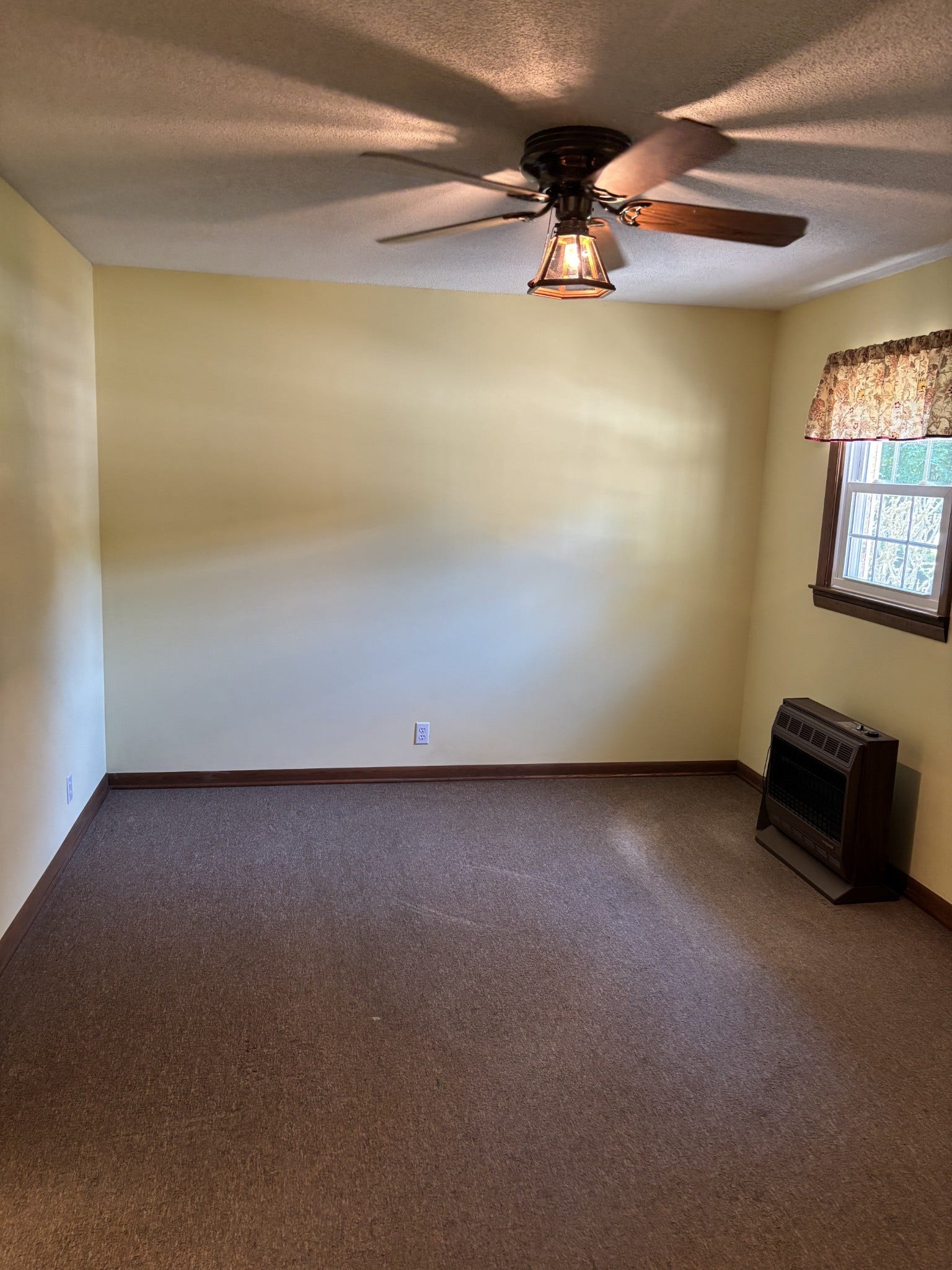 141 Doak Rd, Manchester, TN 37355 141 Doak Rd, Manchester, TN 37355