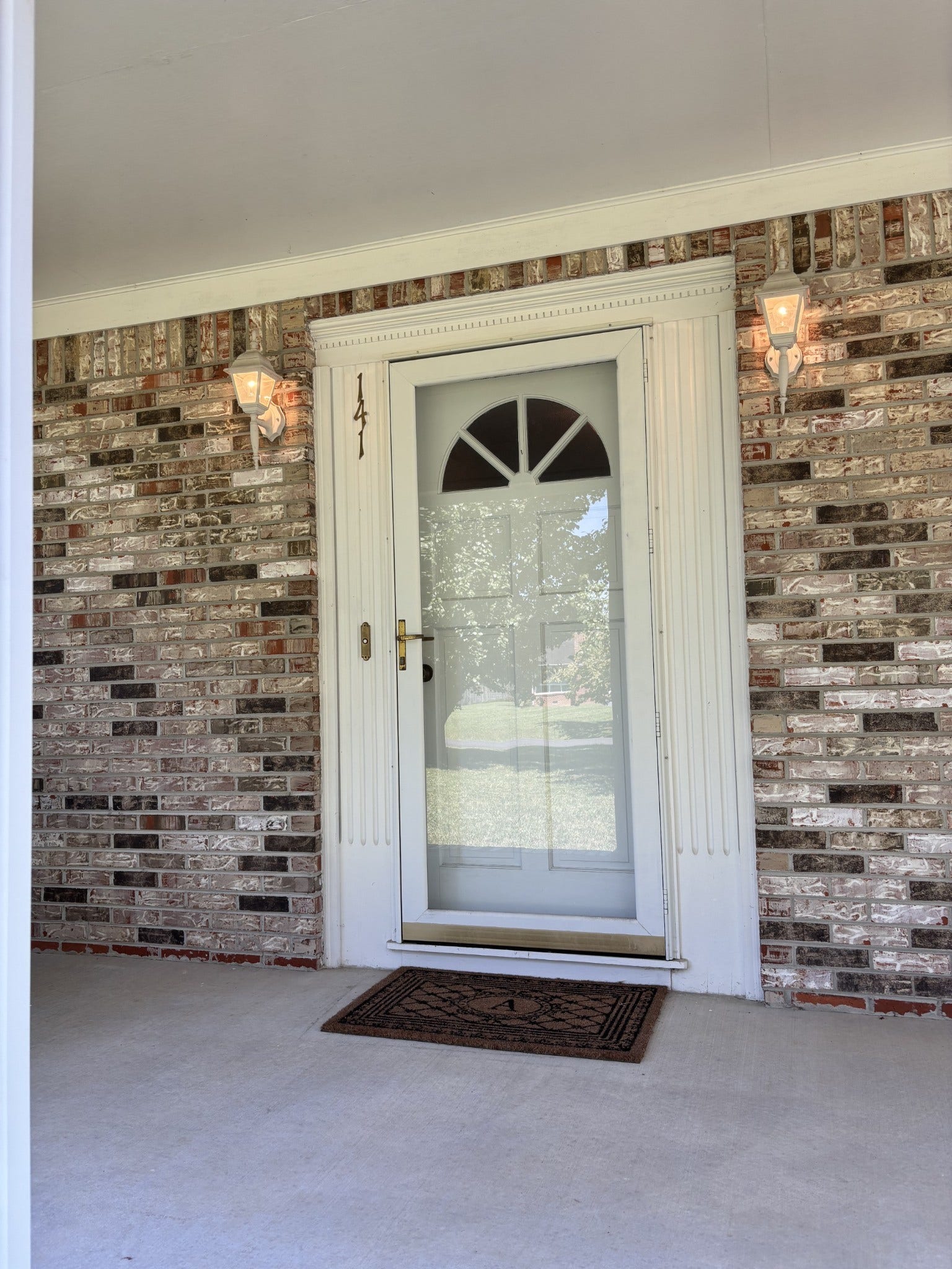141 Doak Rd, Manchester, TN 37355 Welcoming front door and porch ready for family and friends.