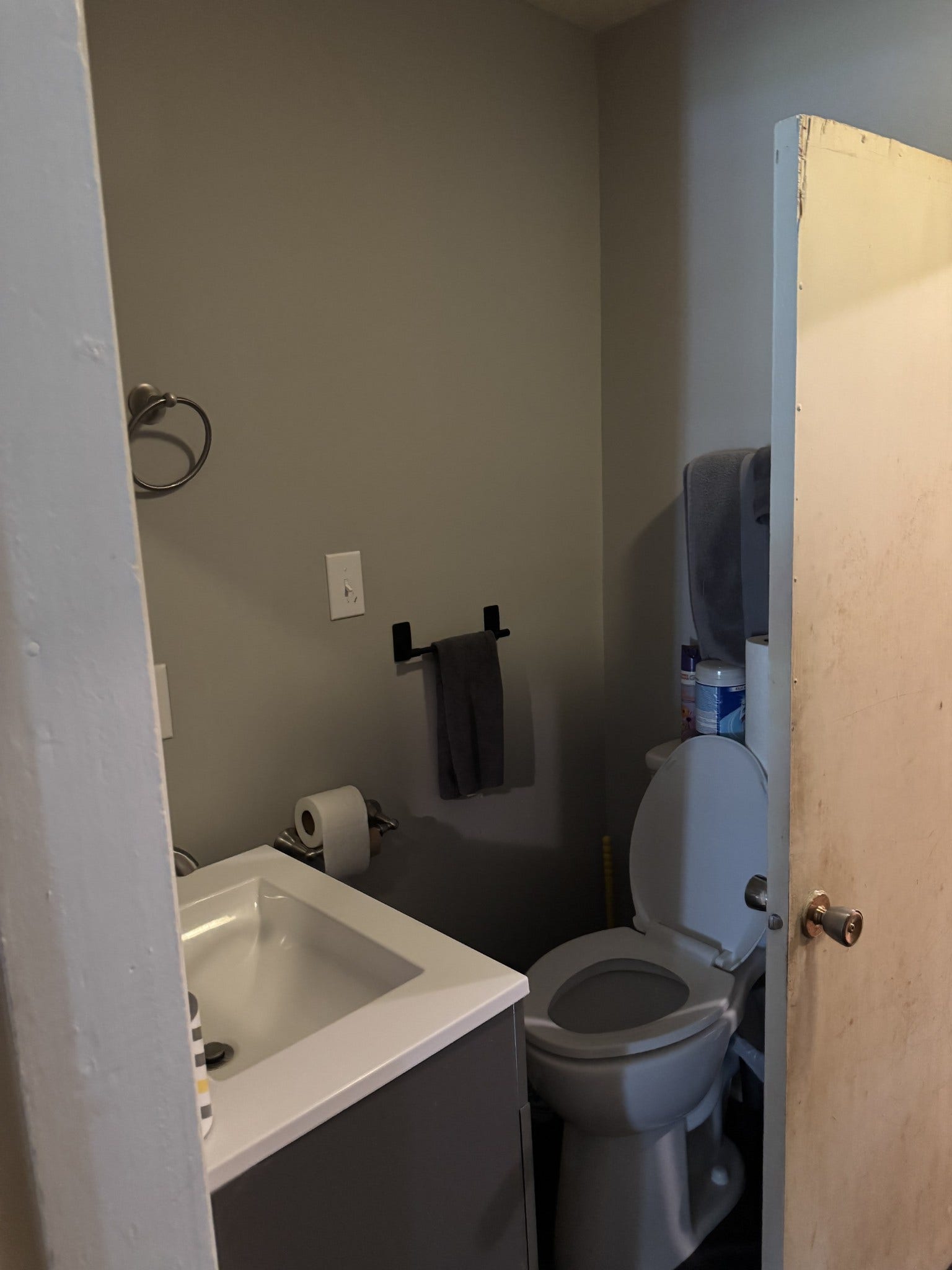 1831 S Main St, Columbia, TN 38401 1831 S Main St, Columbia, TN 38401