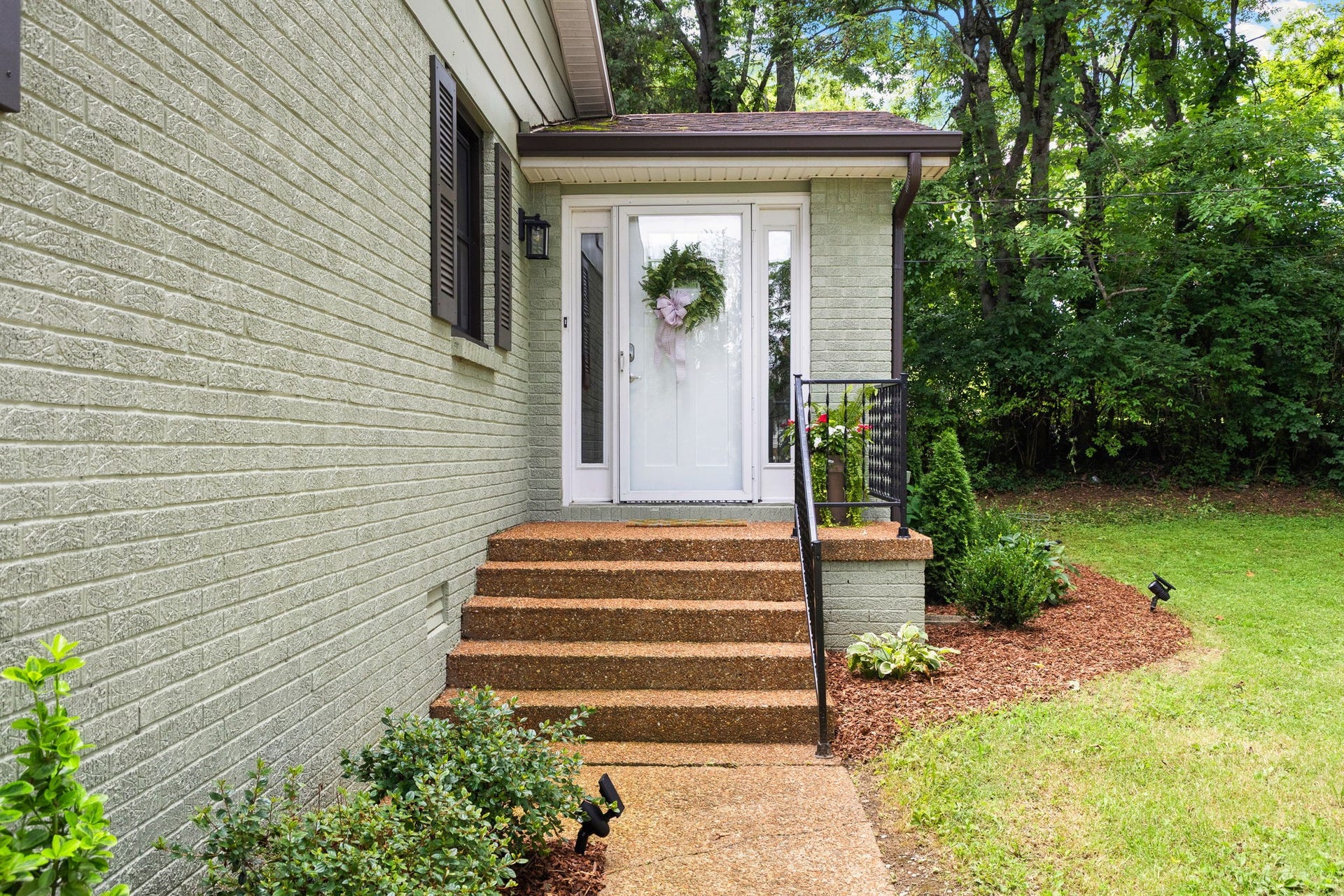 2879 Lyncrest Dr, Nashville, TN 37214 2879 Lyncrest Dr, Nashville, TN 37214