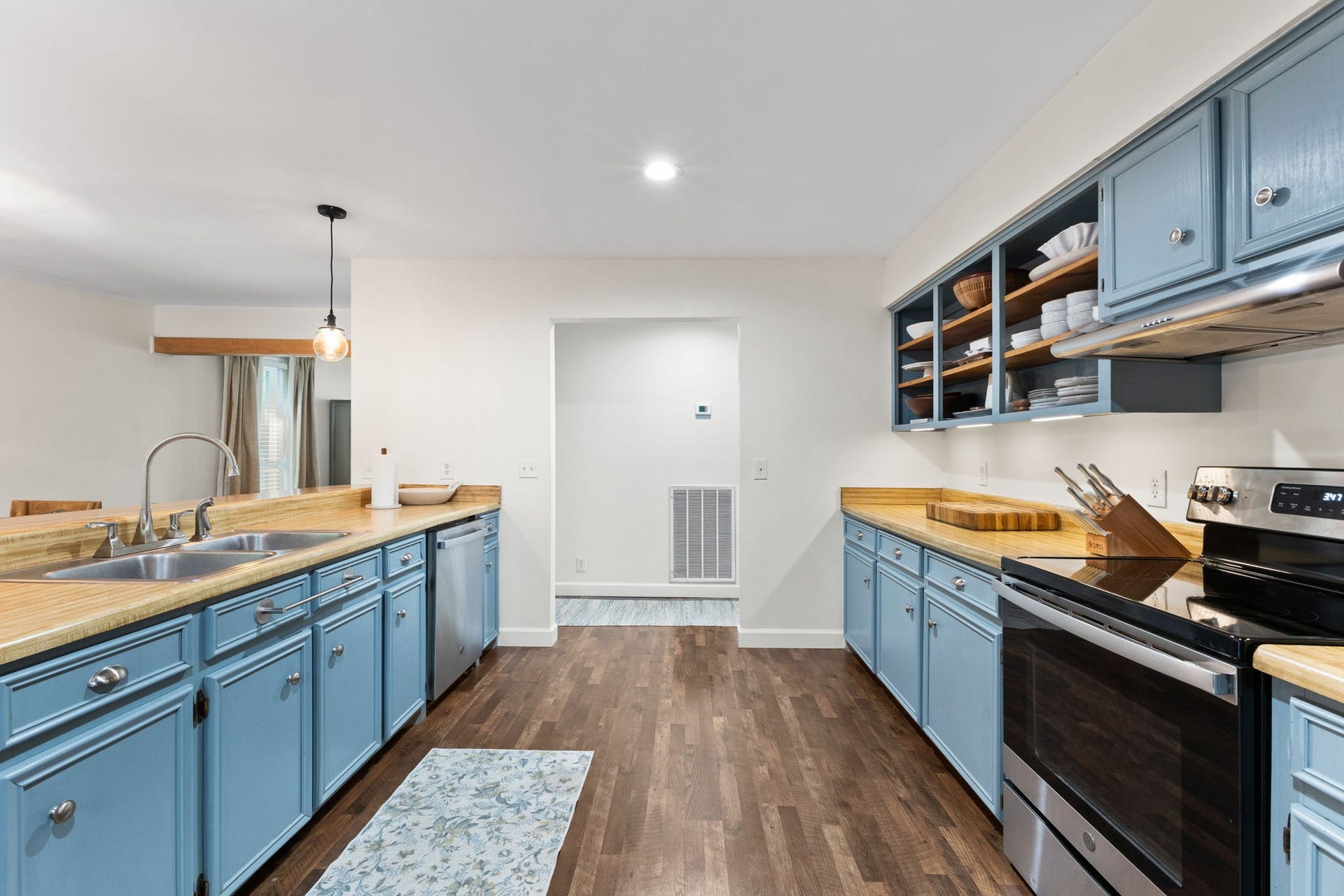 2879 Lyncrest Dr, Nashville, TN 37214 2879 Lyncrest Dr, Nashville, TN 37214