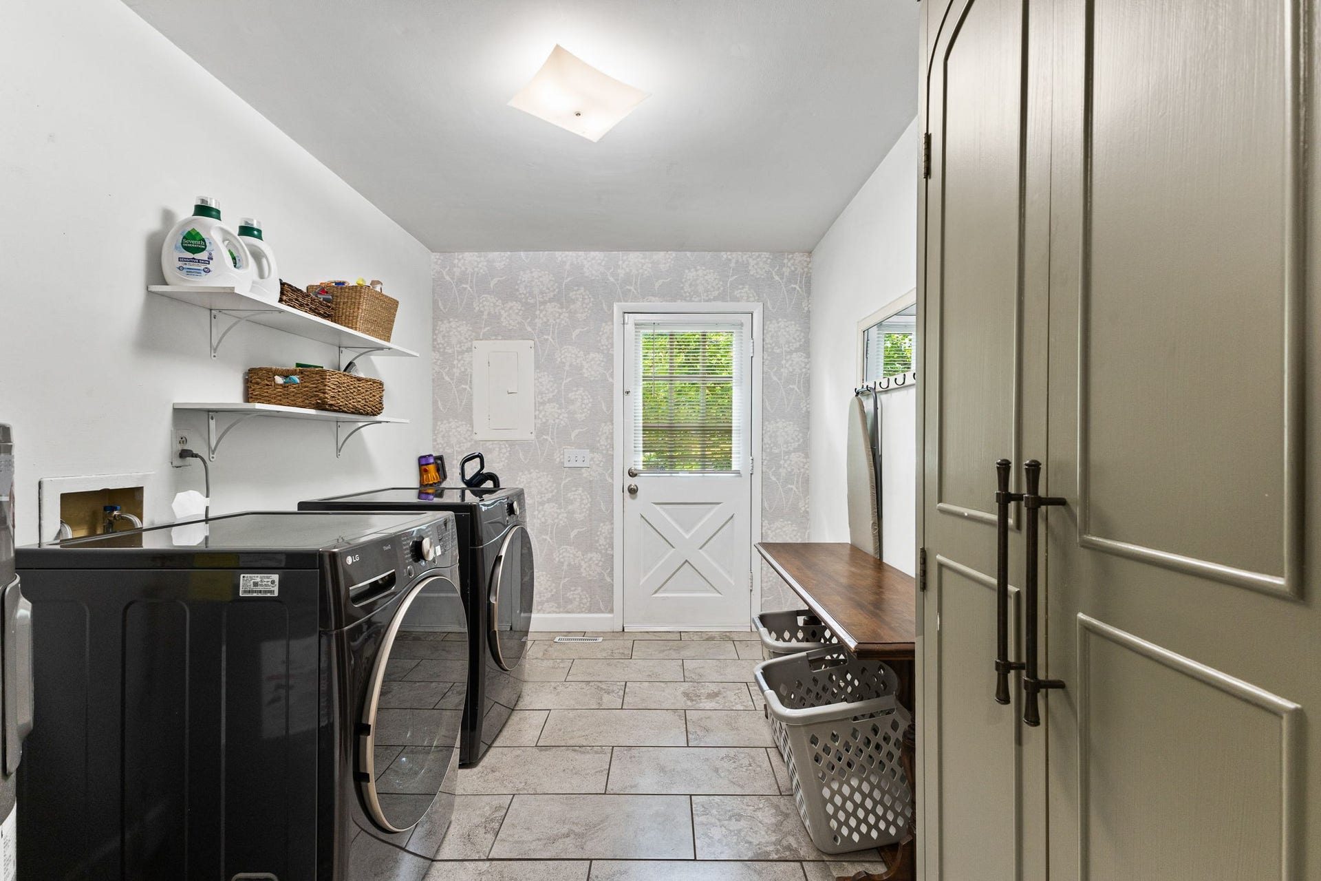 2879 Lyncrest Dr, Nashville, TN 37214 2879 Lyncrest Dr, Nashville, TN 37214