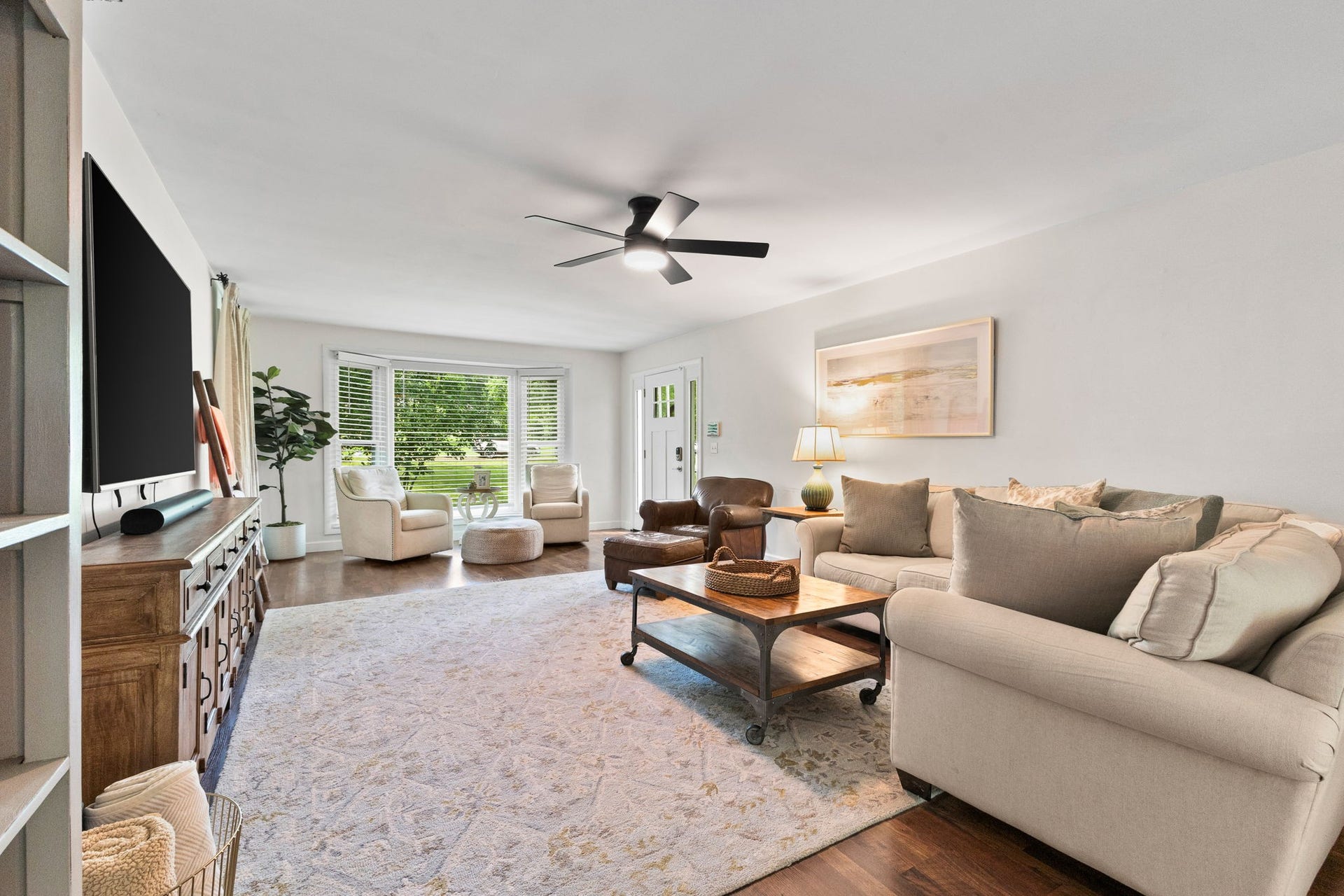 2879 Lyncrest Dr, Nashville, TN 37214 2879 Lyncrest Dr, Nashville, TN 37214